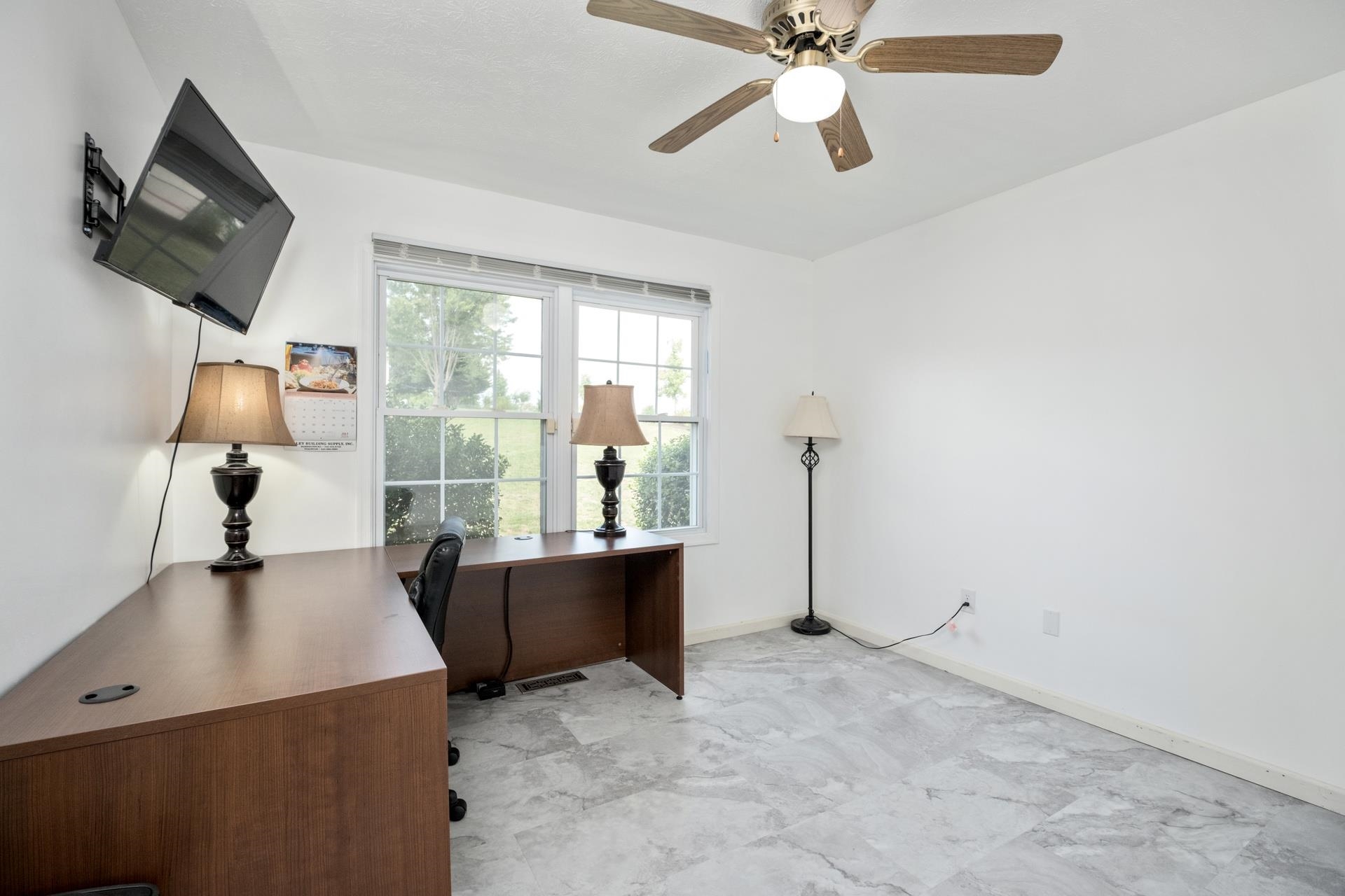 89 BRIDGEPORT DR
