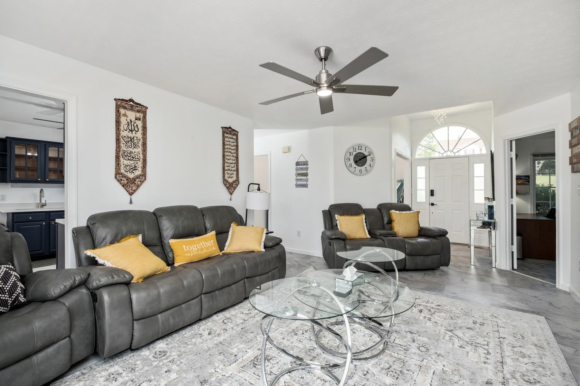 89 BRIDGEPORT DR