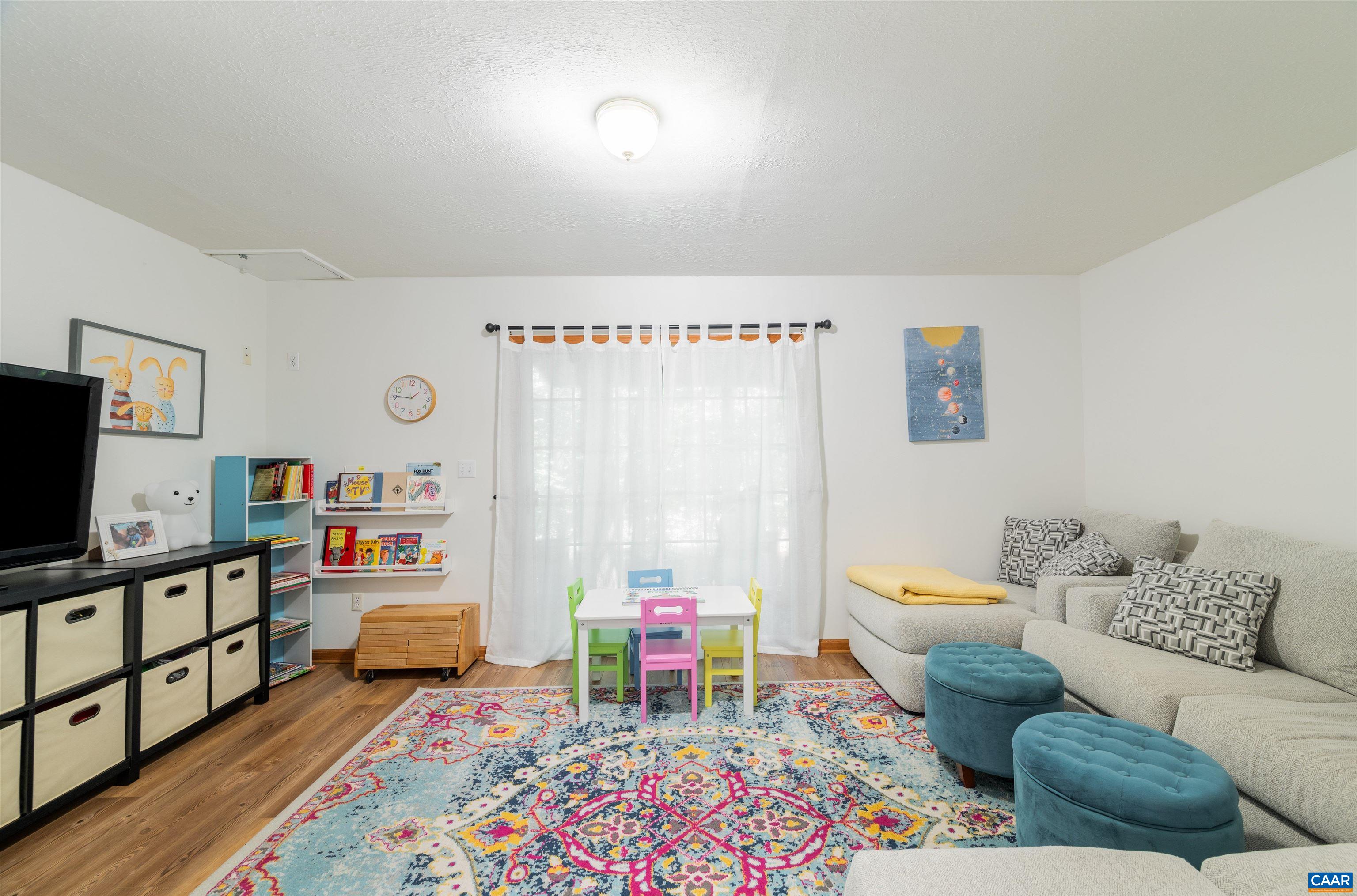 1700 EMPRESS PL
