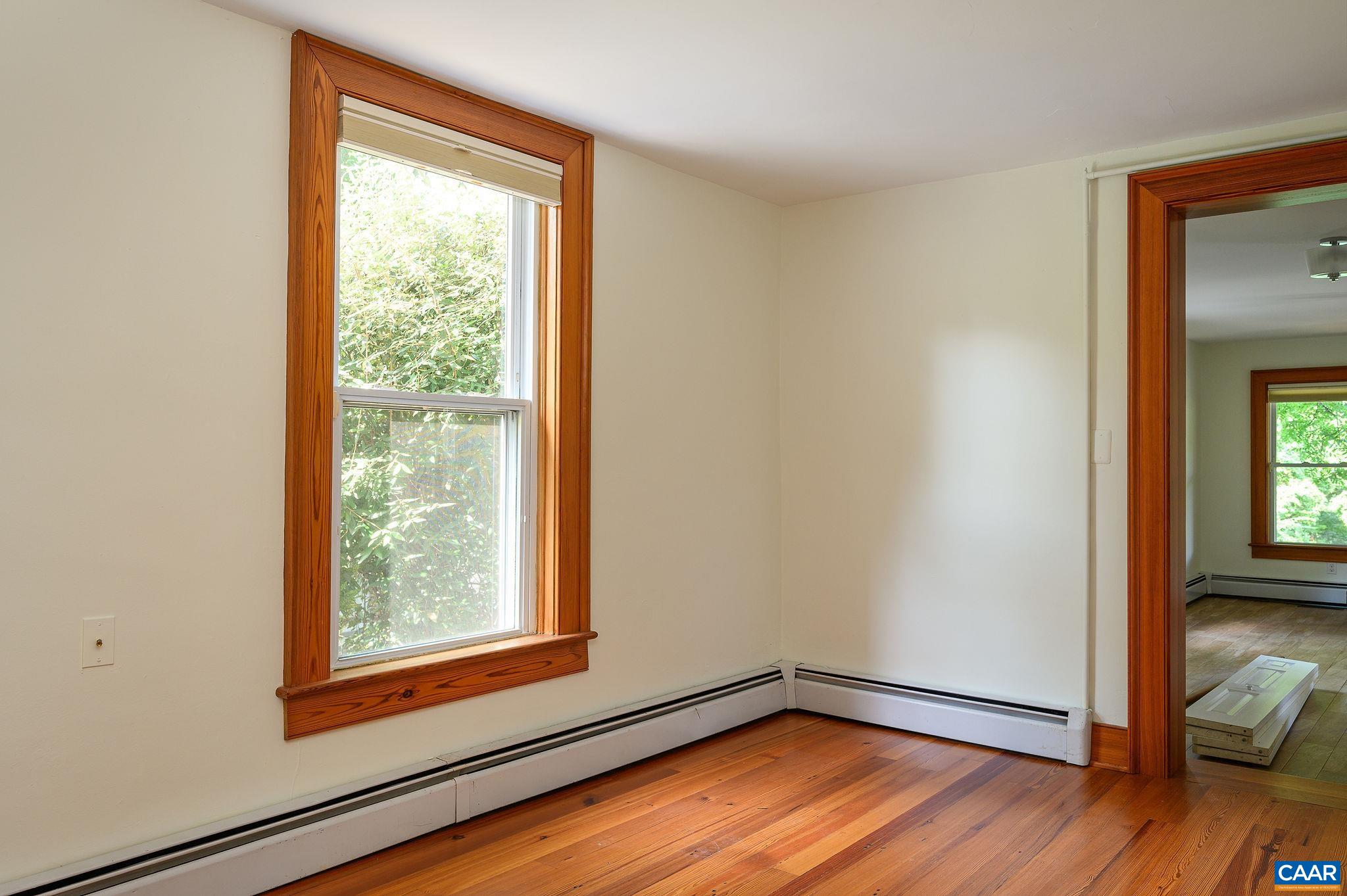 731 LOCUST AVE