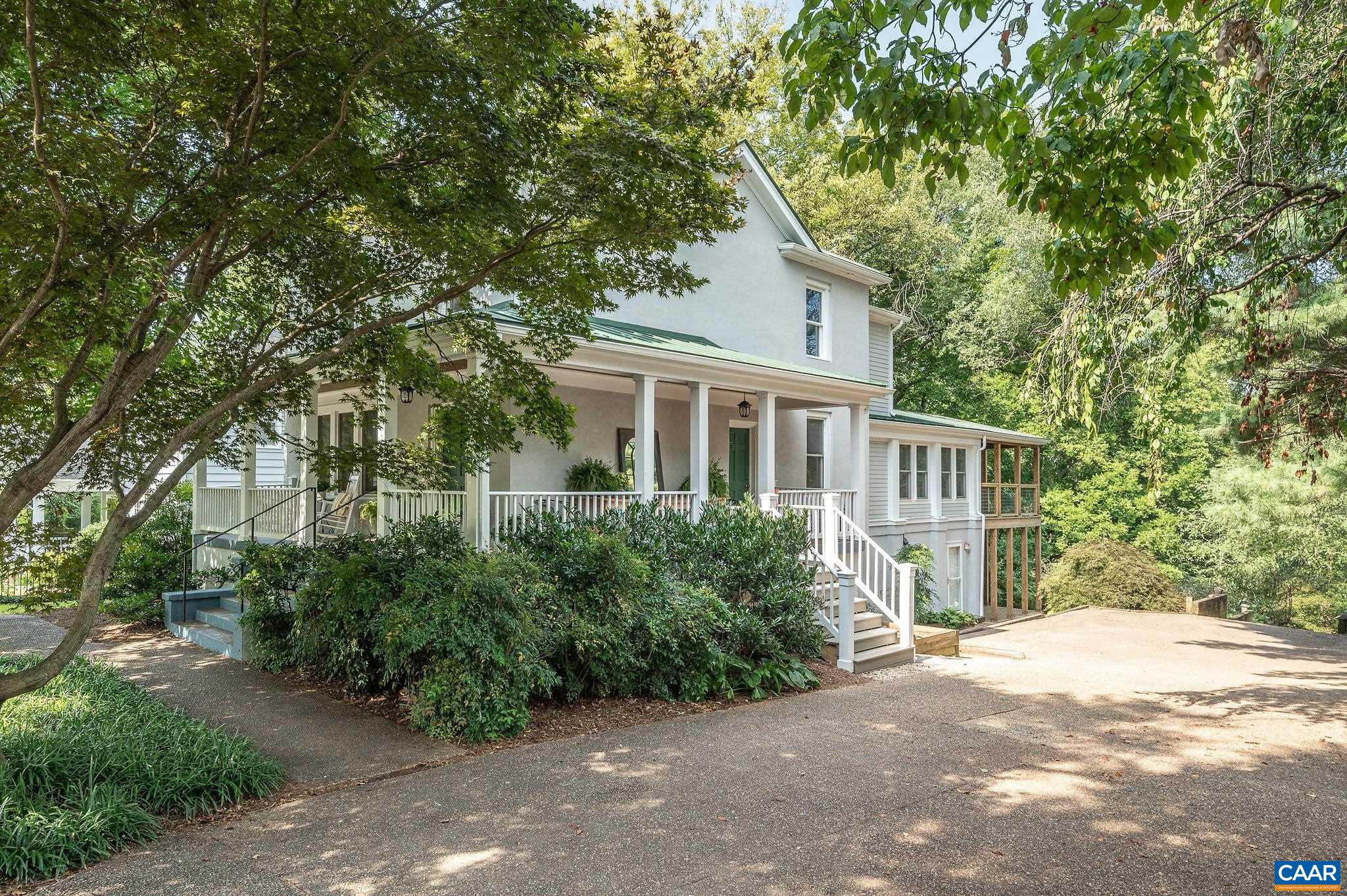 731 LOCUST AVE