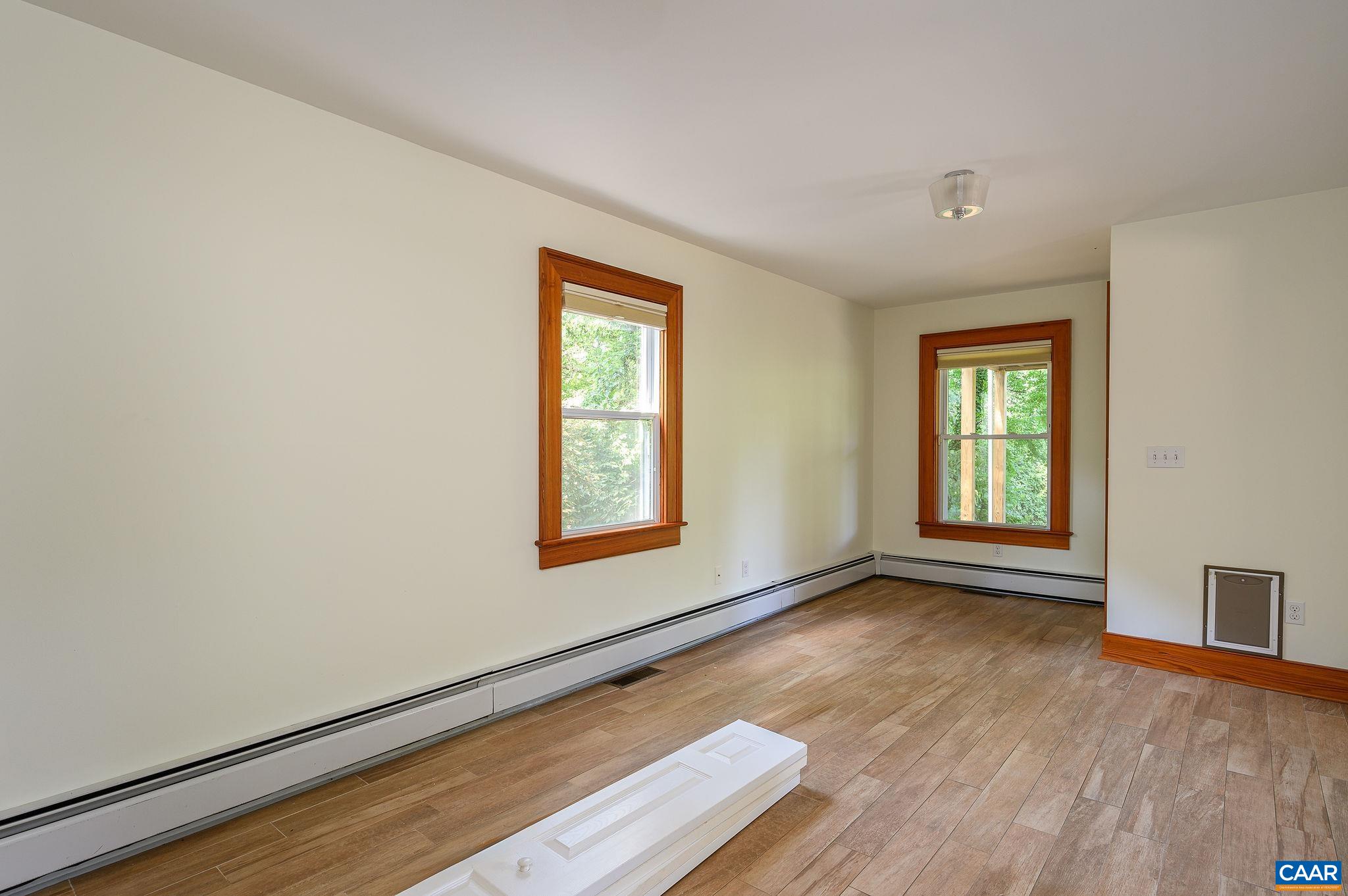 731 LOCUST AVE