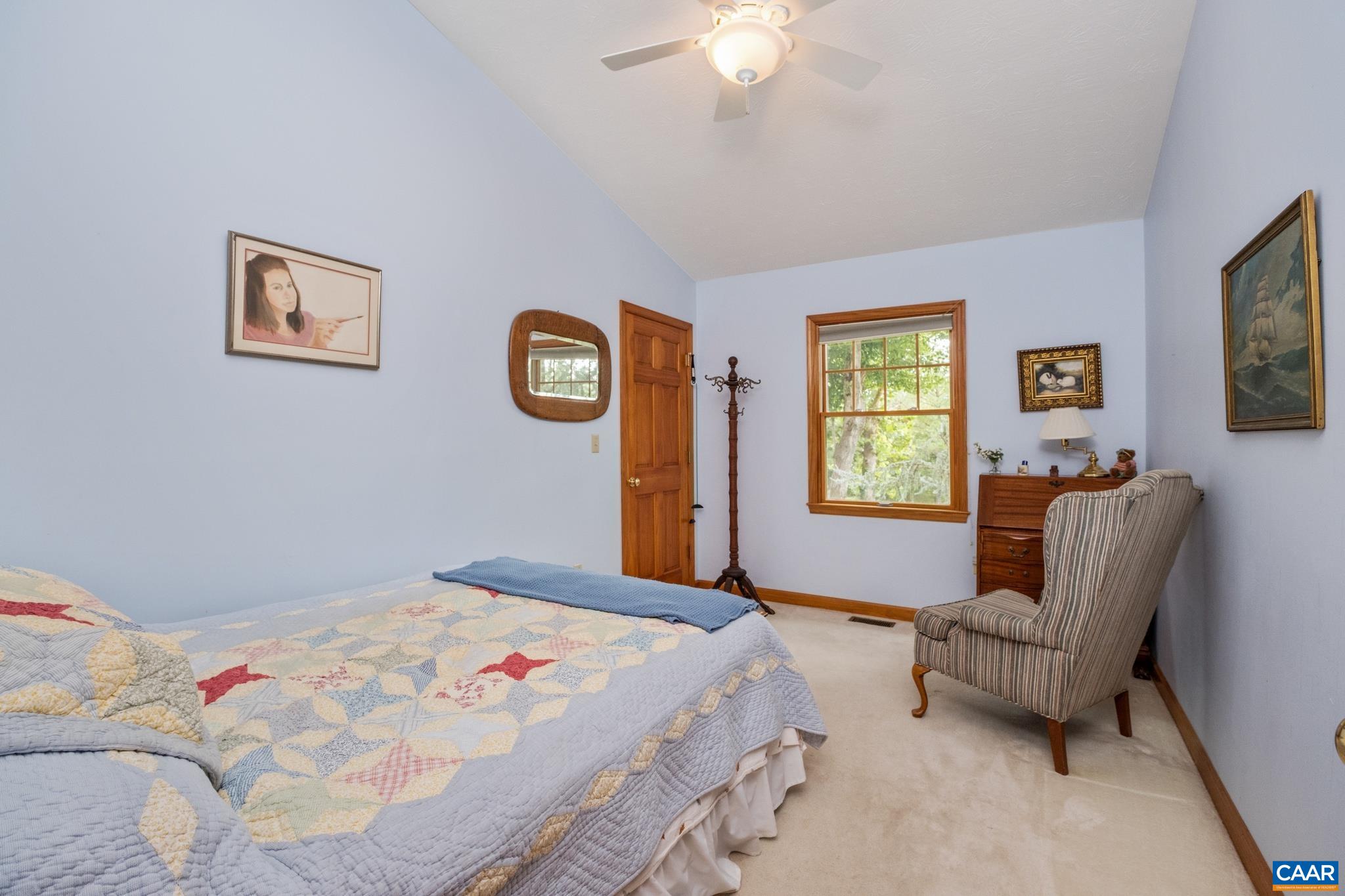 293 CRAWFORDS VIEW RD