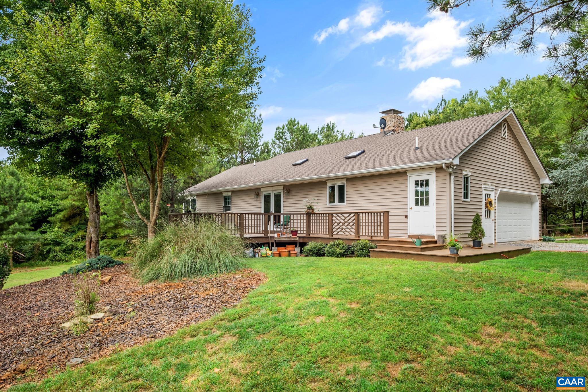 293 CRAWFORDS VIEW RD