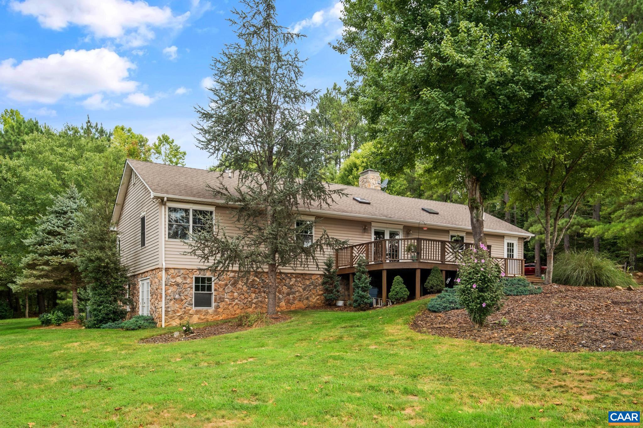 293 CRAWFORDS VIEW RD