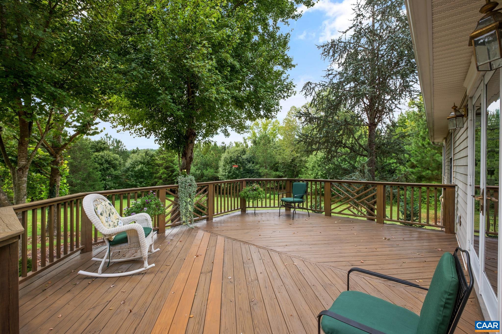 293 CRAWFORDS VIEW RD