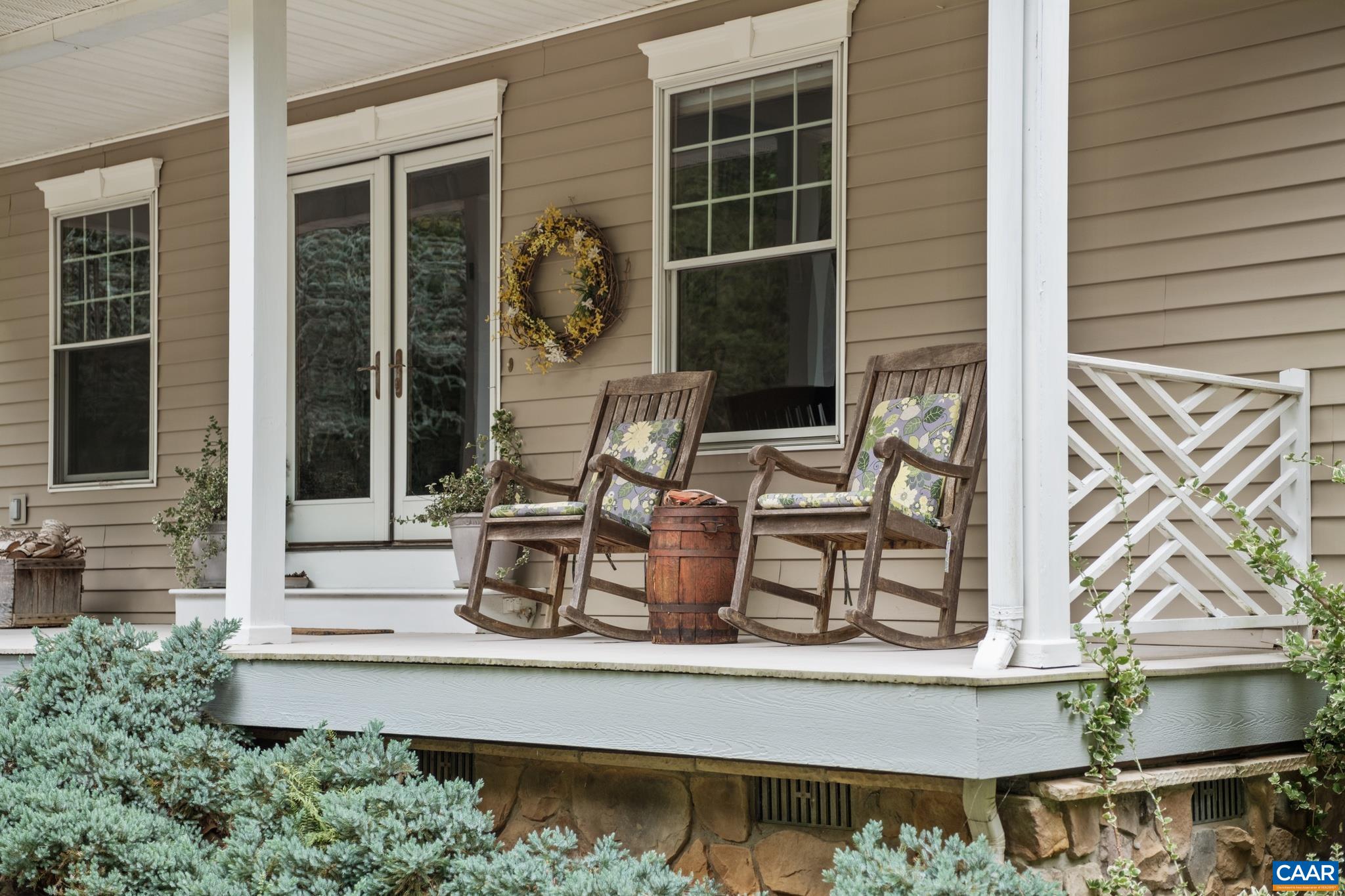 293 CRAWFORDS VIEW RD