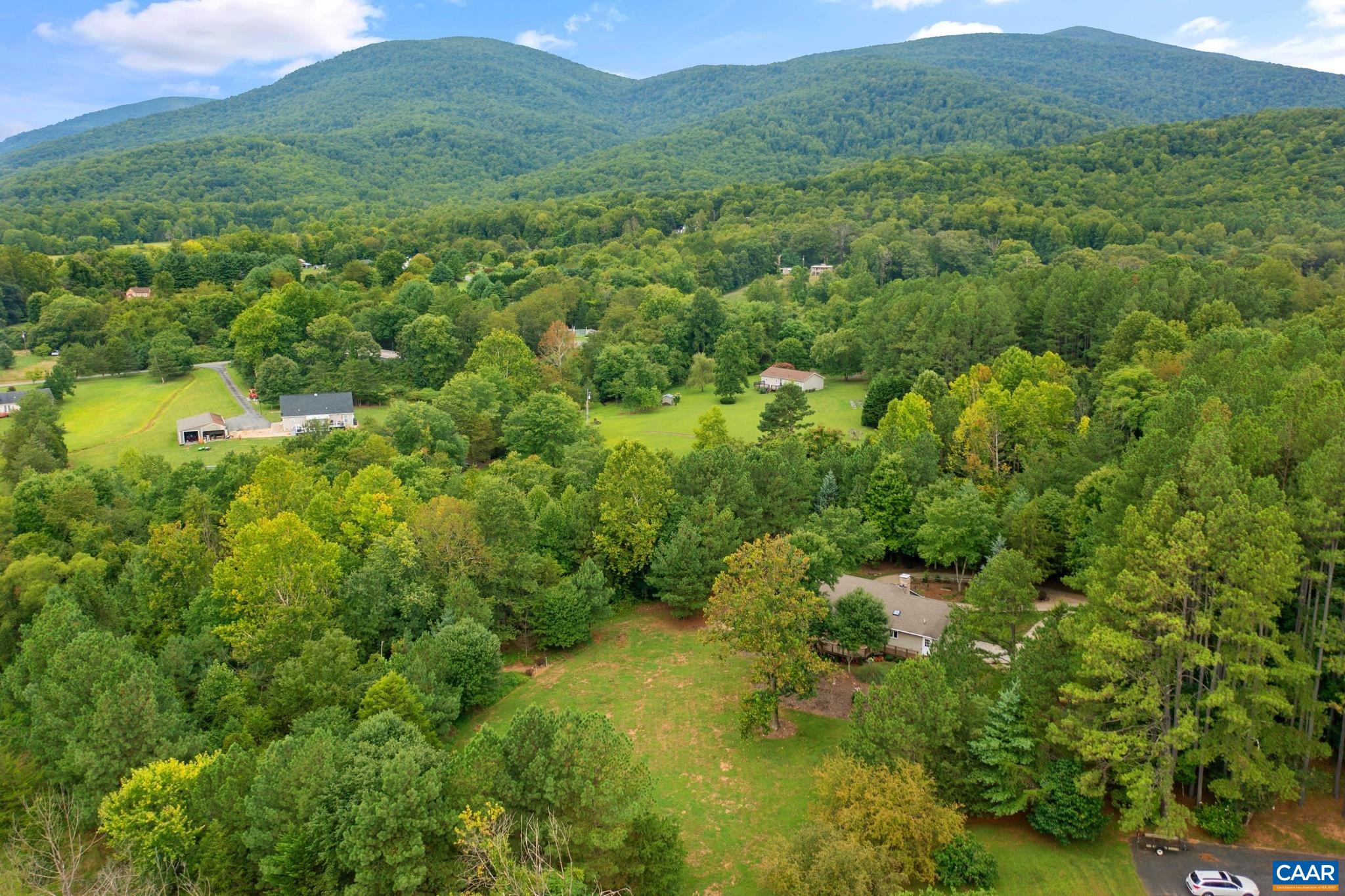 293 CRAWFORDS VIEW RD