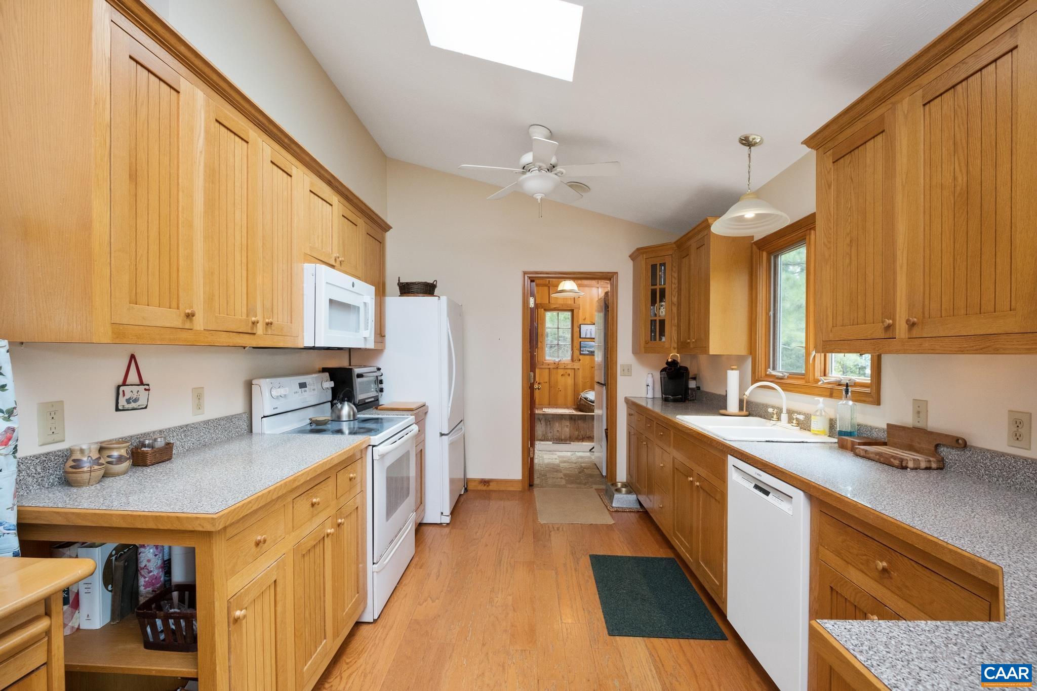293 CRAWFORDS VIEW RD