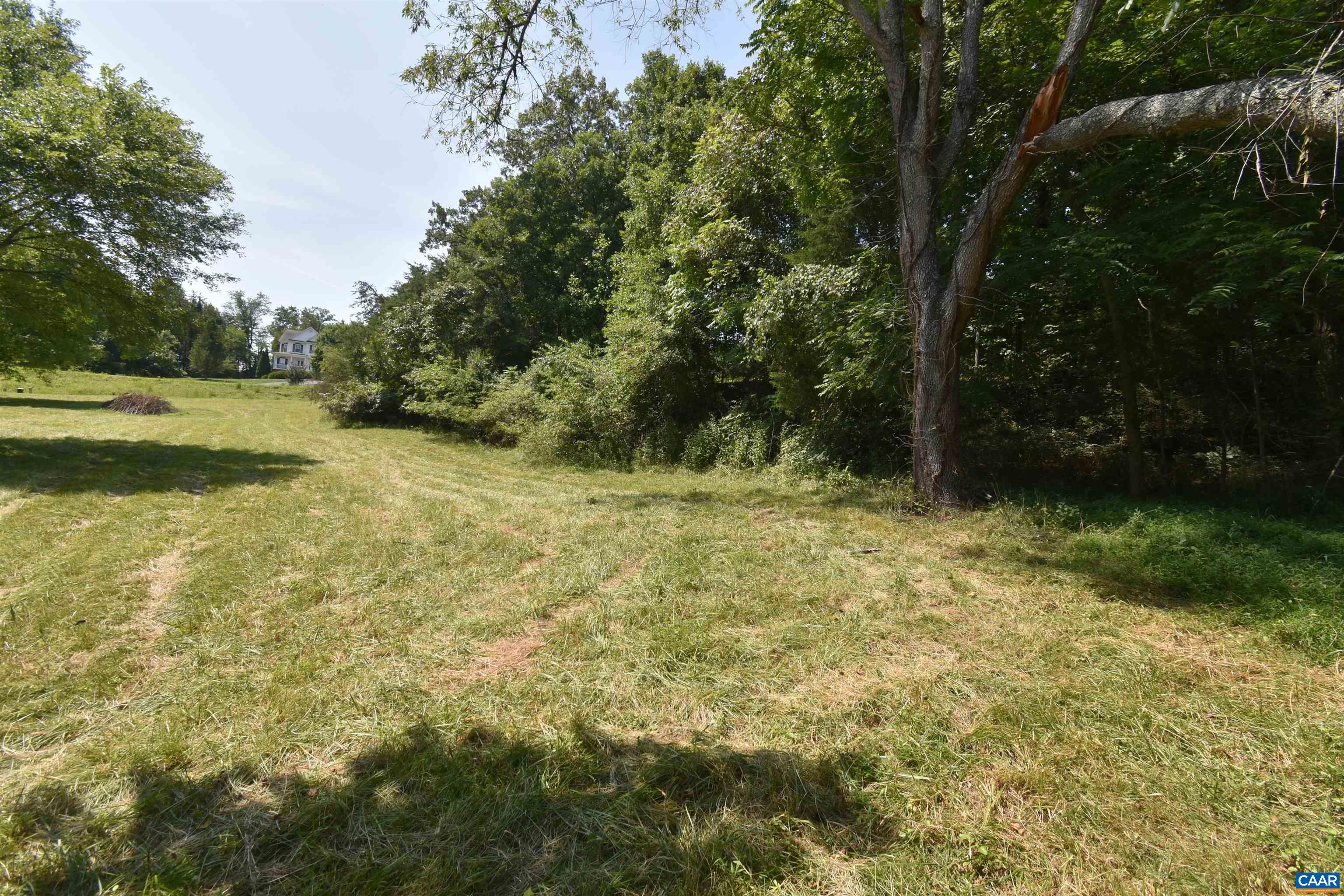 38 LYON LN Unit: 38