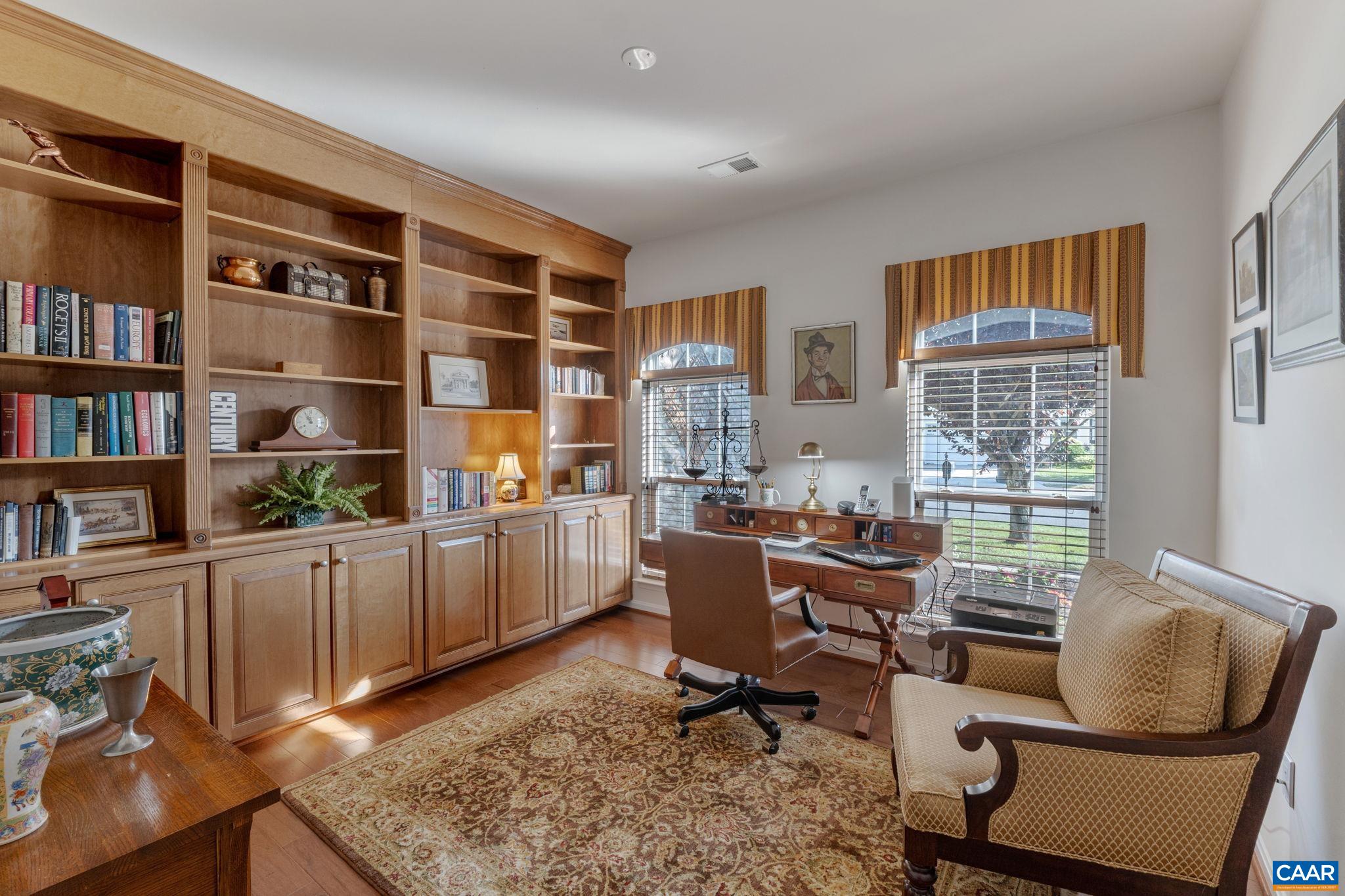 222 JOHN RUCKER DR