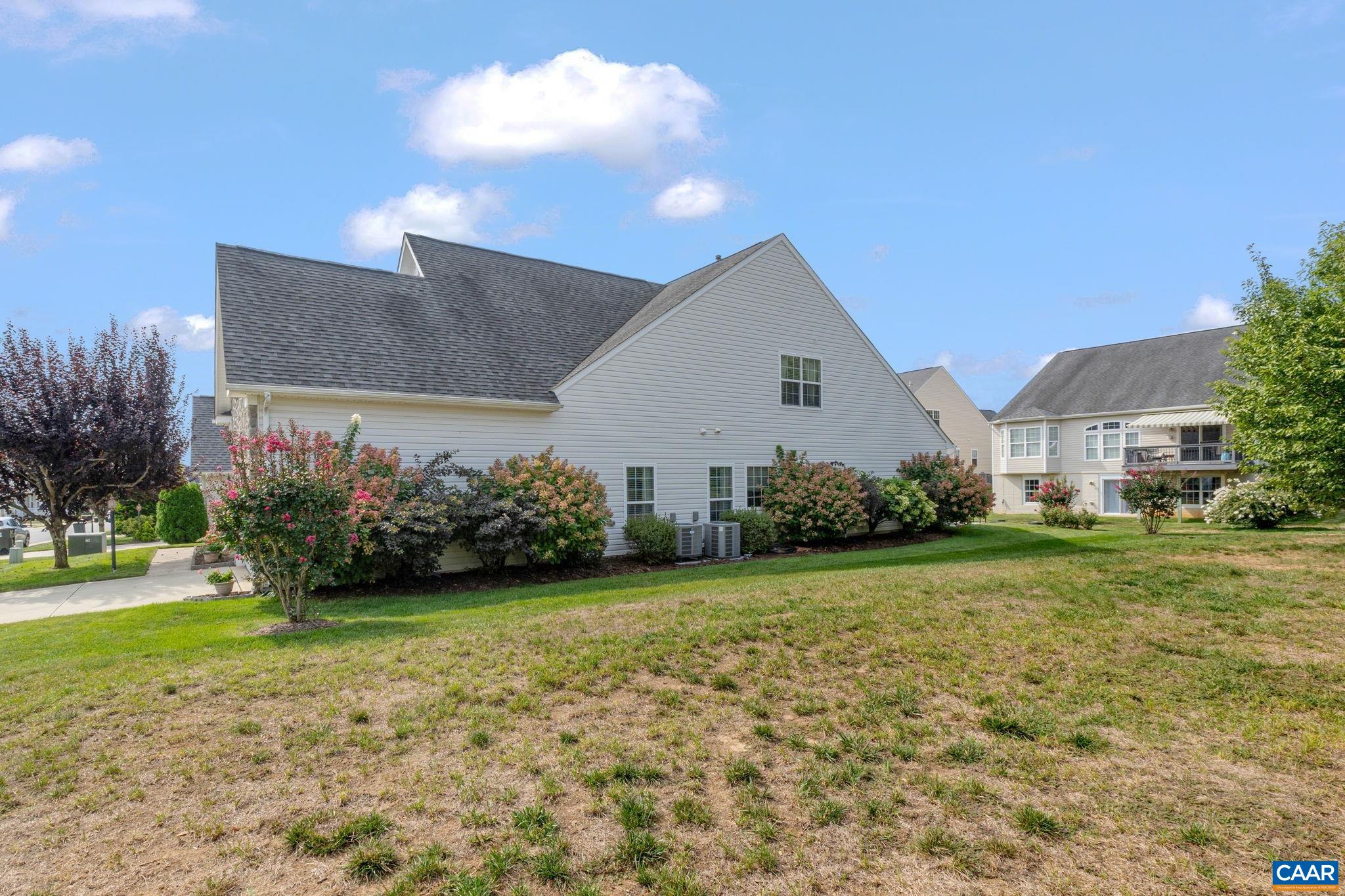 222 JOHN RUCKER DR