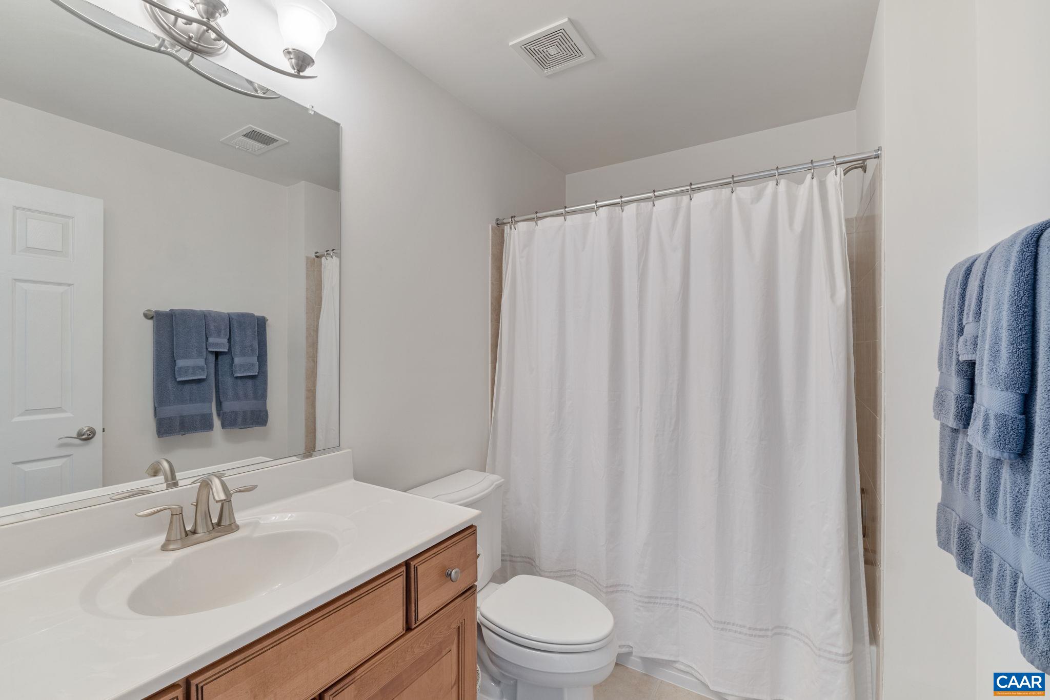 222 JOHN RUCKER DR
