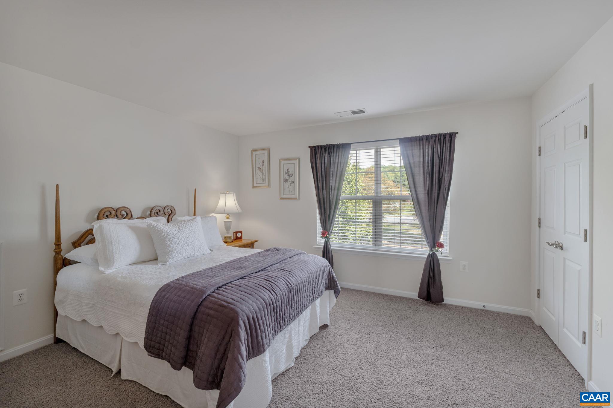 222 JOHN RUCKER DR