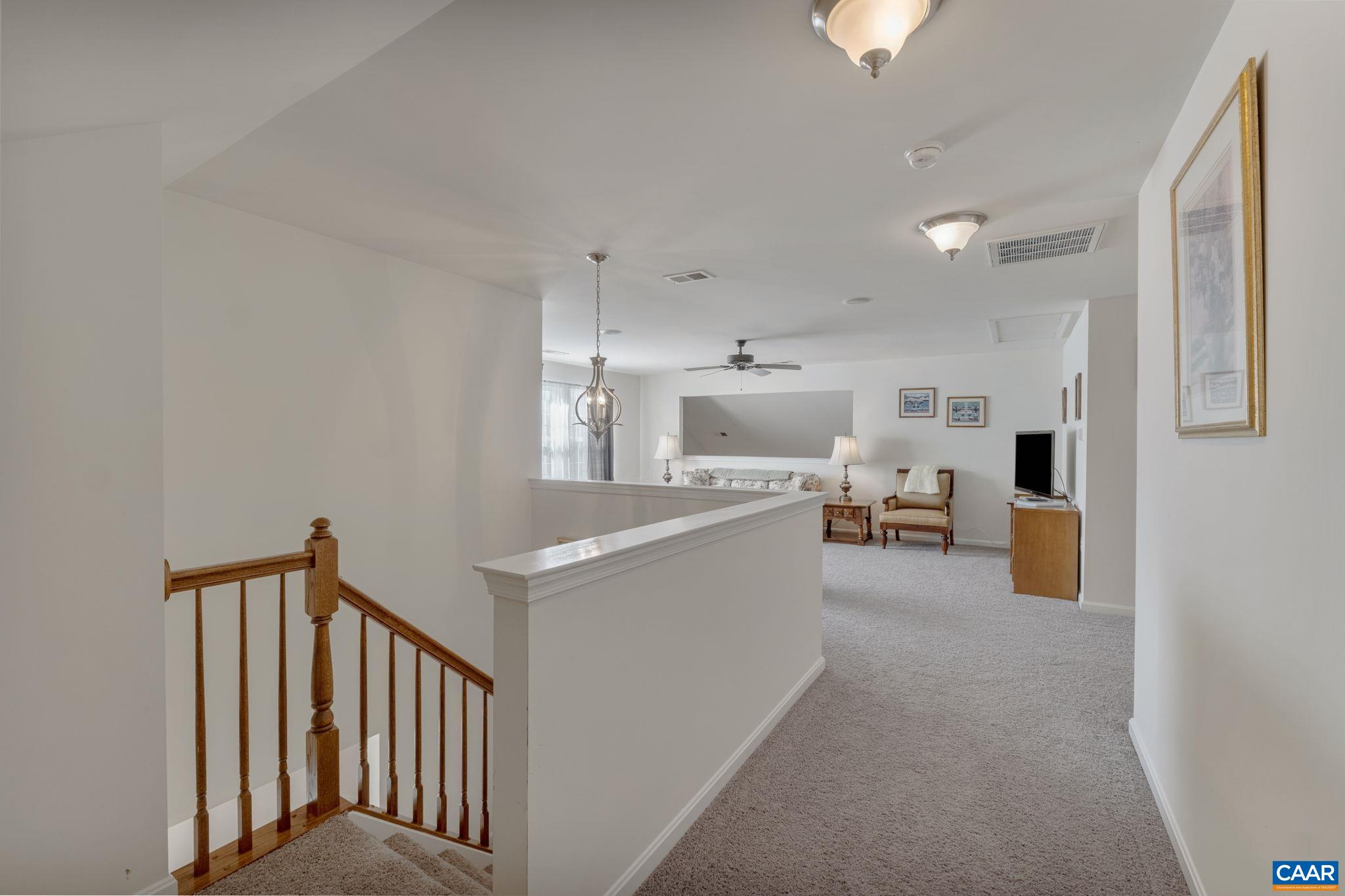 222 JOHN RUCKER DR