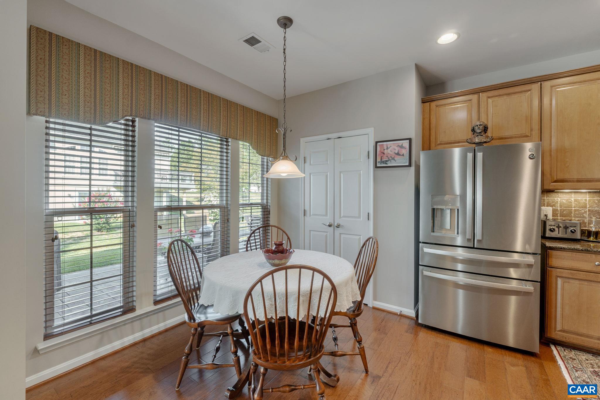 222 JOHN RUCKER DR