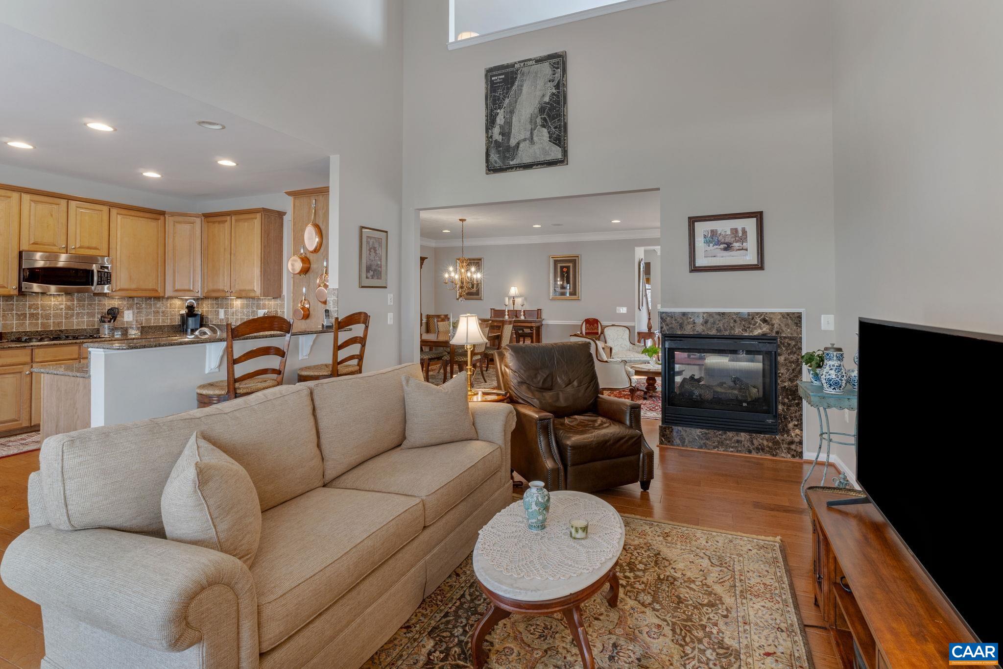 222 JOHN RUCKER DR