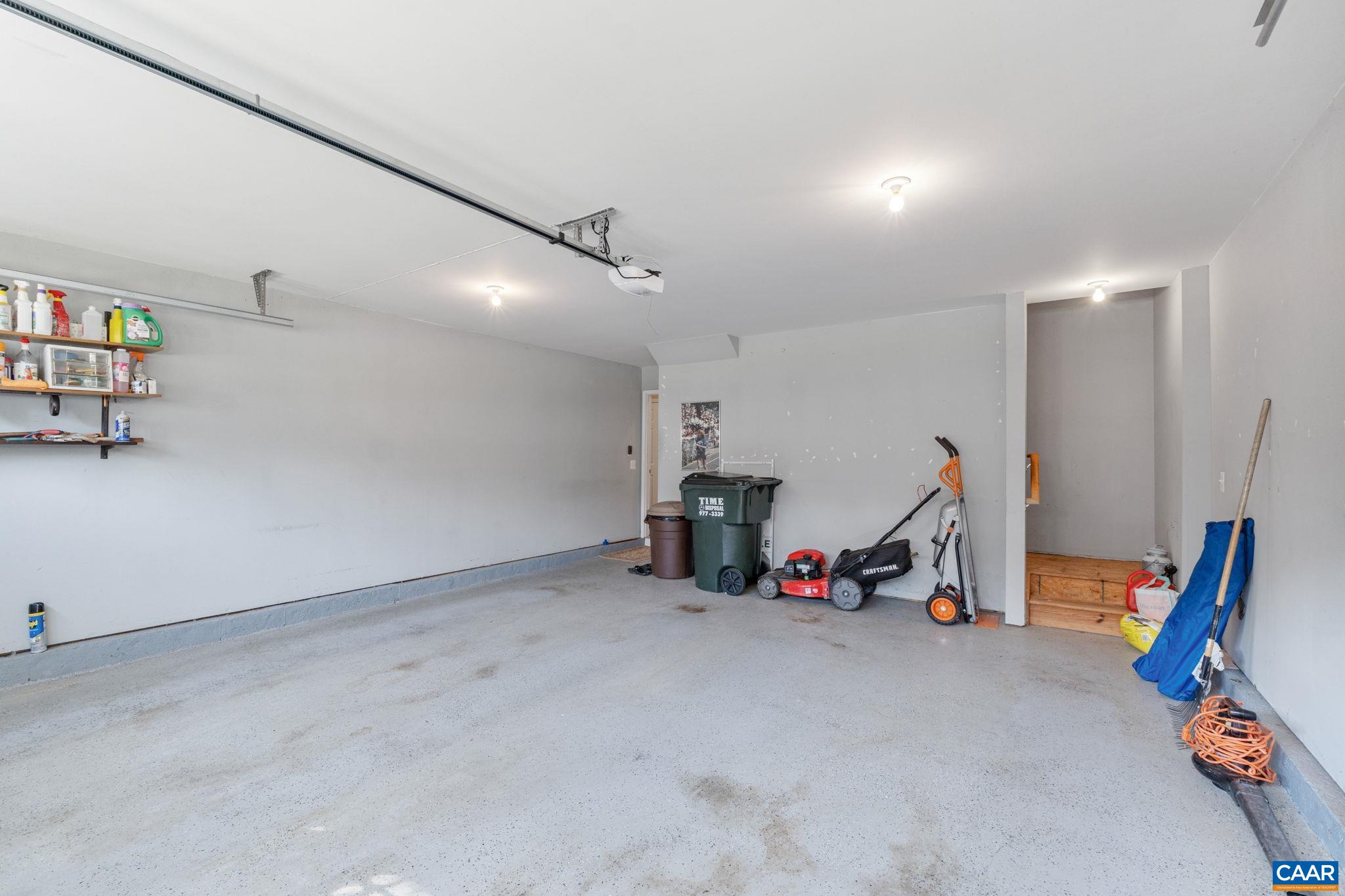 222 JOHN RUCKER DR