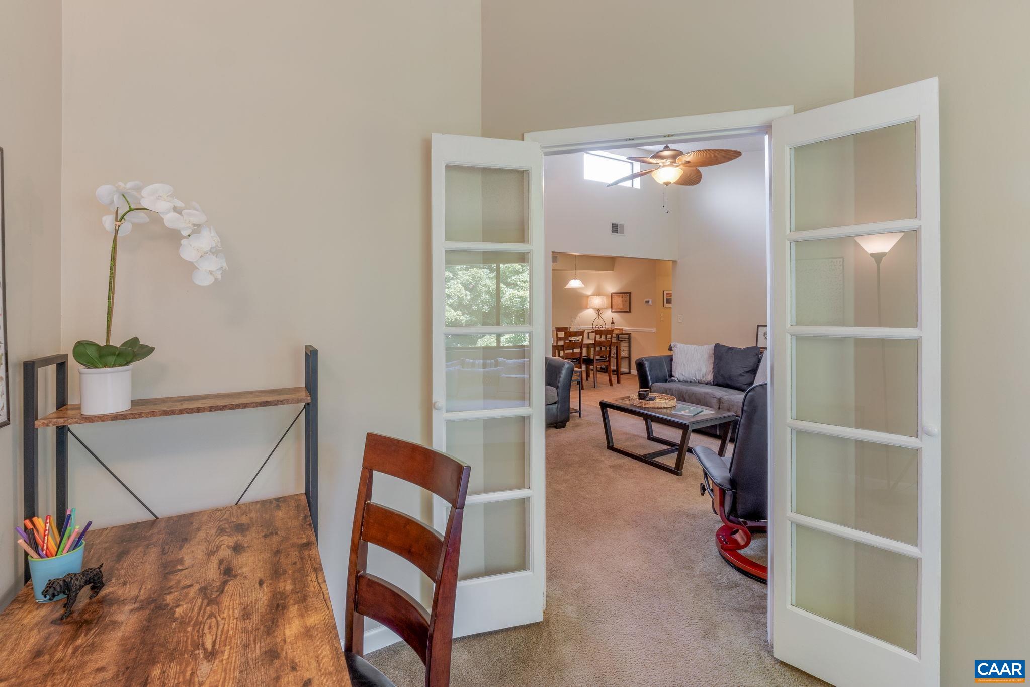 140 GREEN TURTLE LN Unit: 10