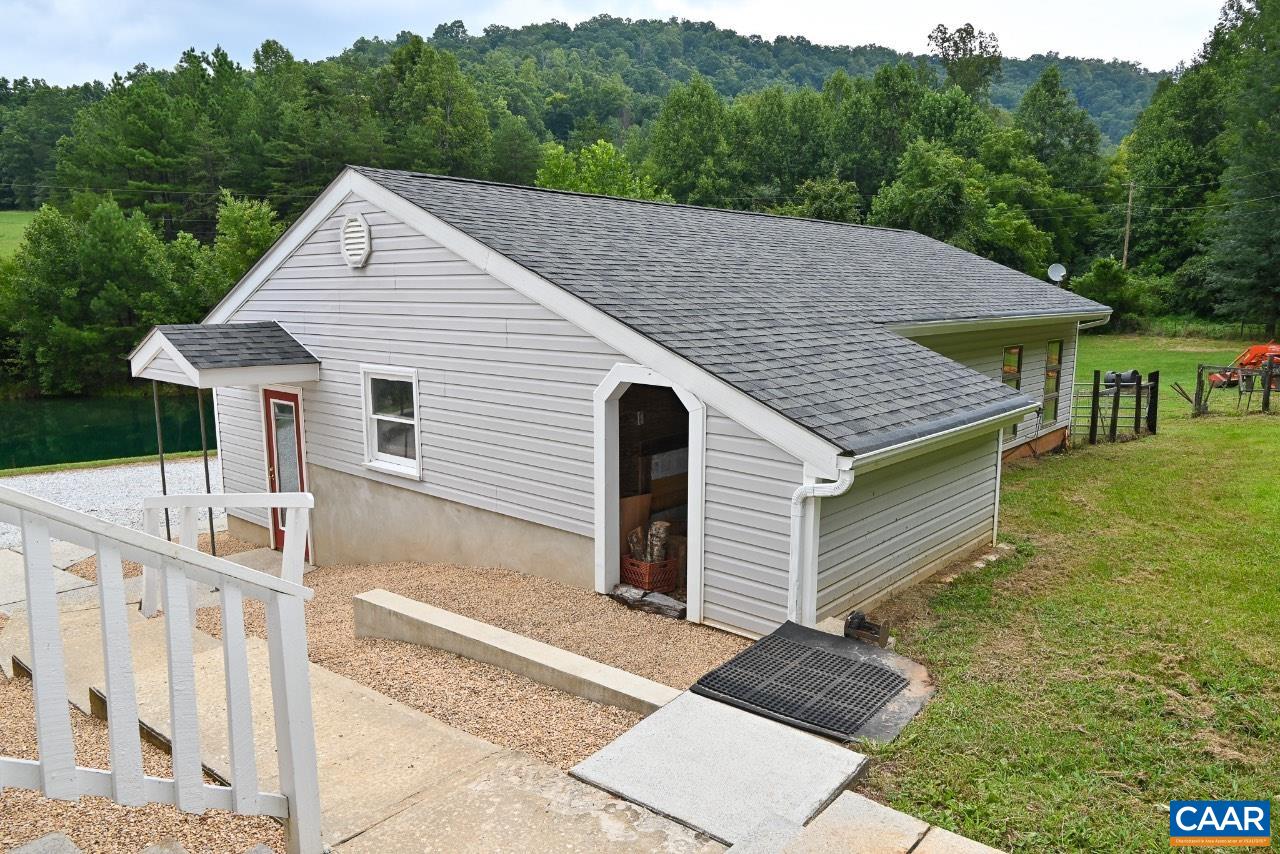 2752 FRESHWATER COVE LN