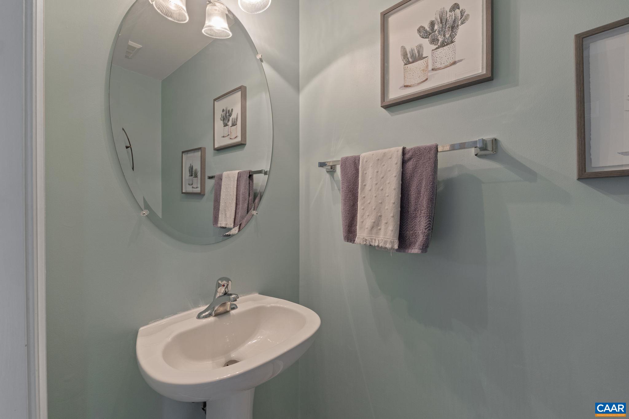 5462 HILL TOP ST