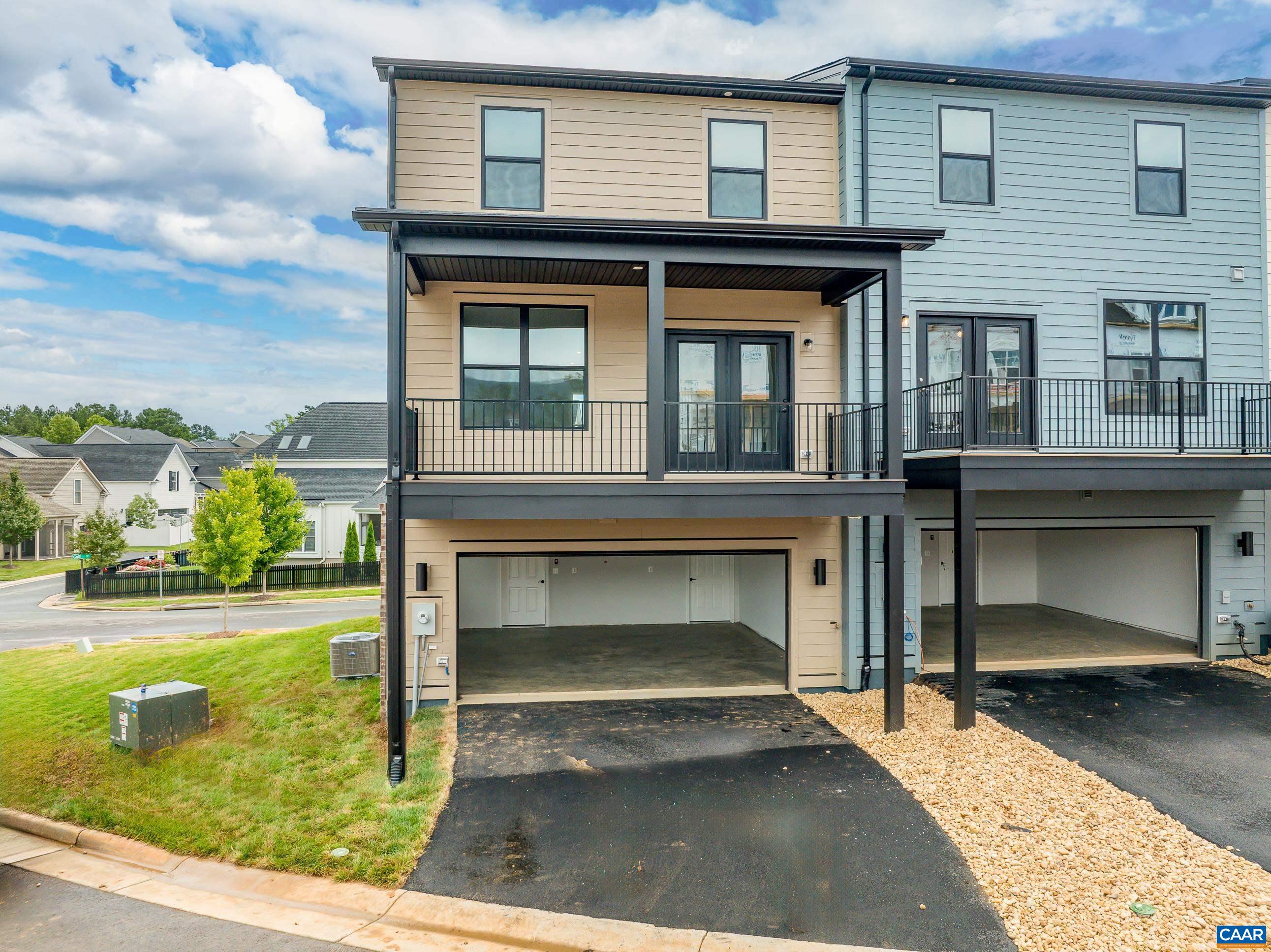 5170 GOLF DR