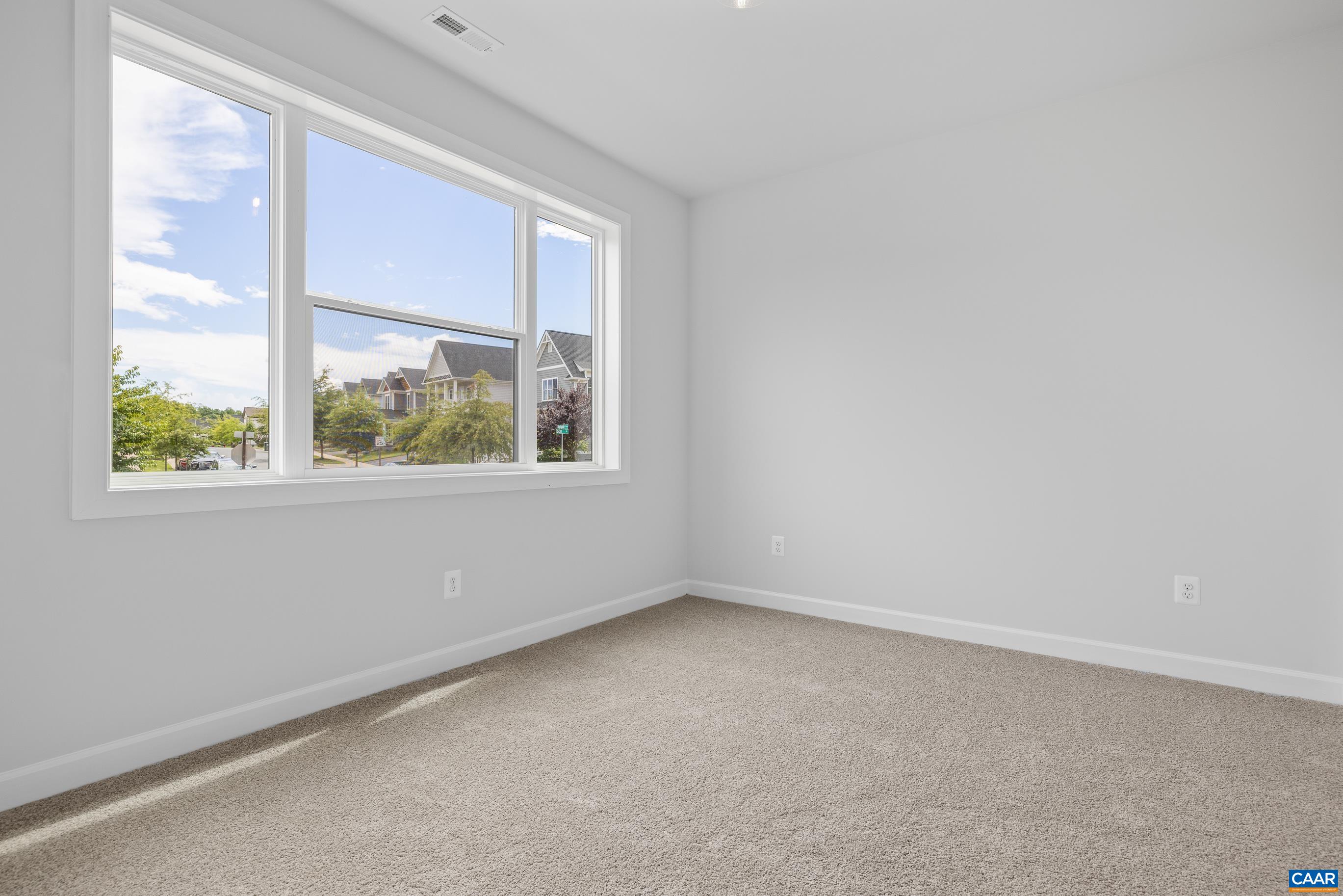 5170 GOLF DR