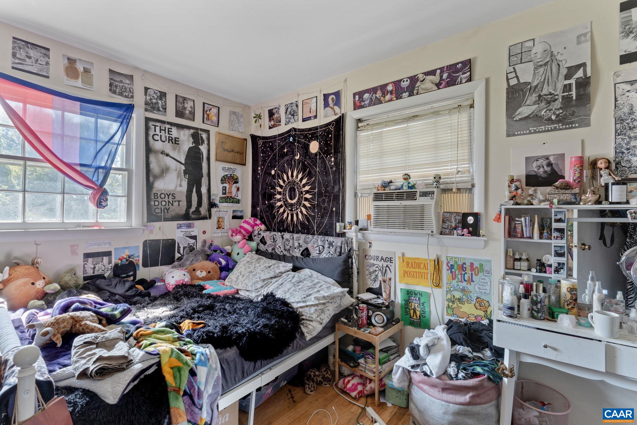 113 A/B S PIEDMONT AVE