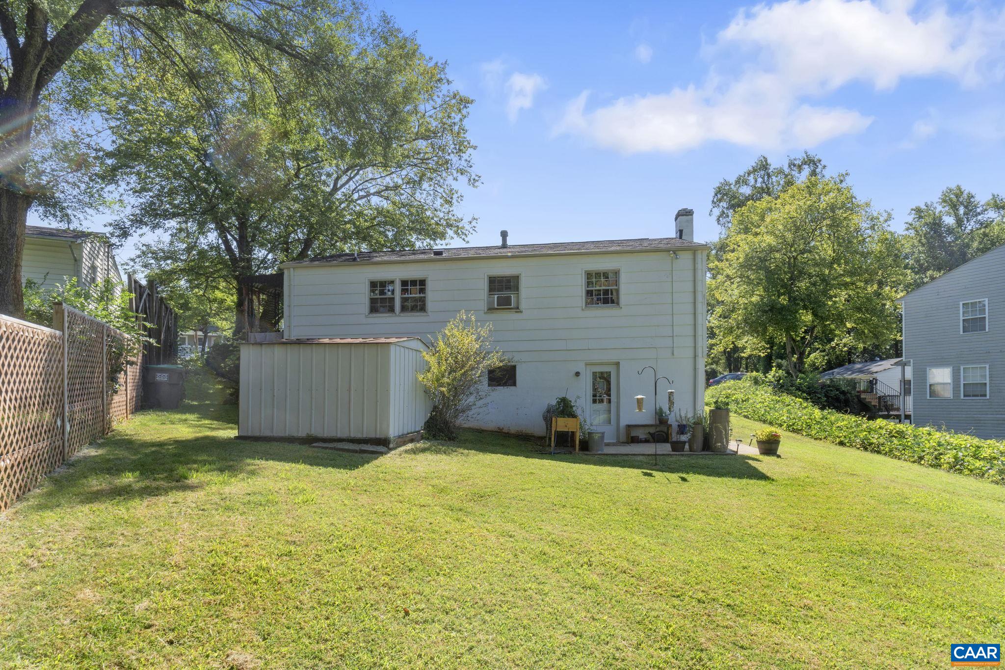113 A/B S PIEDMONT AVE