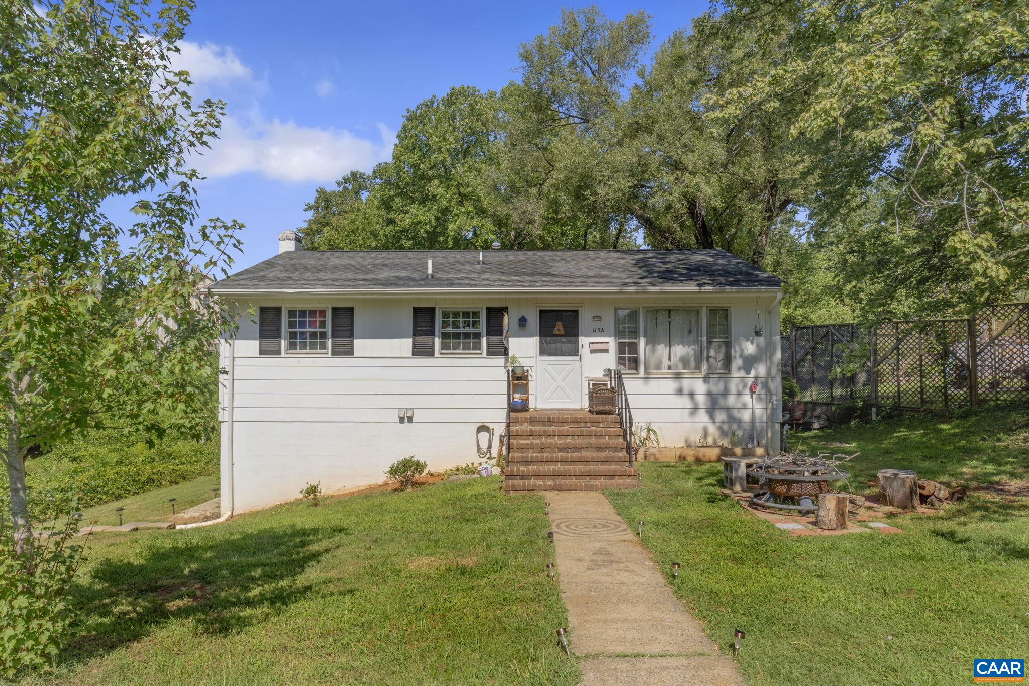 113 A/B S PIEDMONT AVE