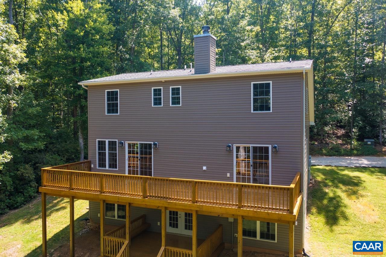 608 RIVER ROCK RD