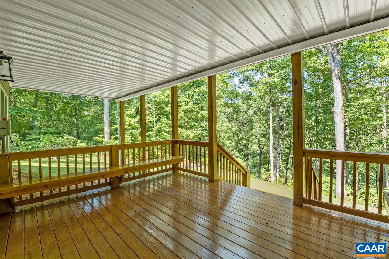 608 RIVER ROCK RD