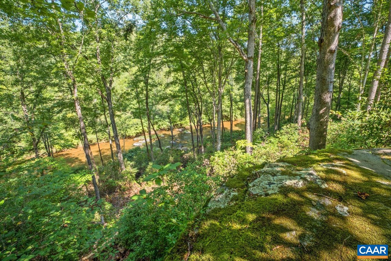 608 RIVER ROCK RD