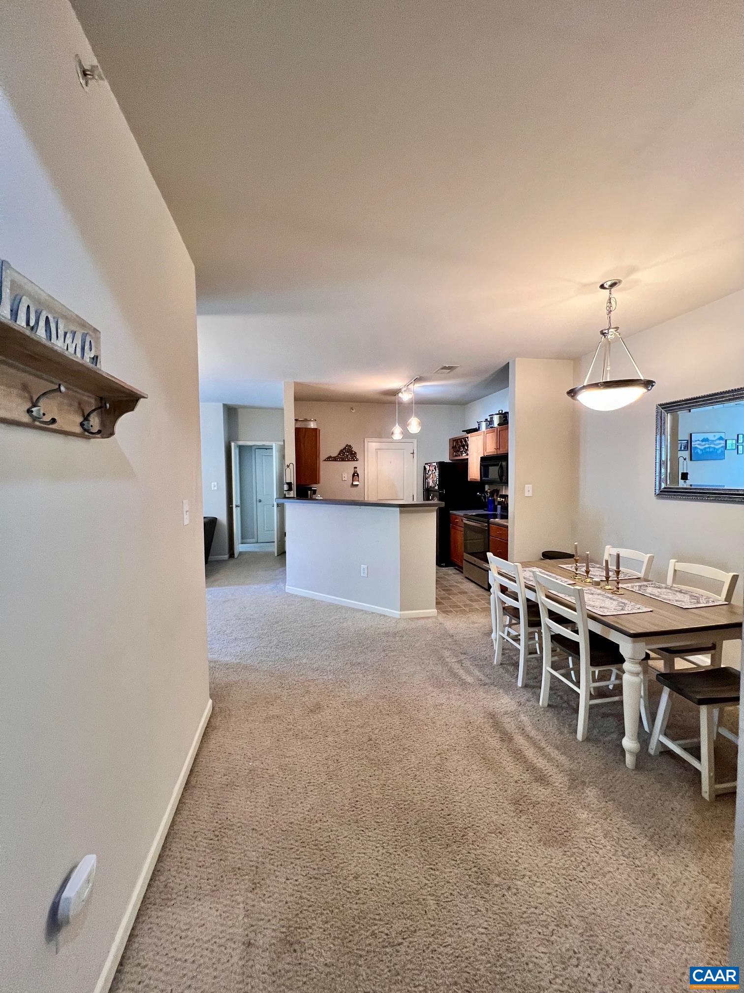 705 WALKER SQ Unit: 2a