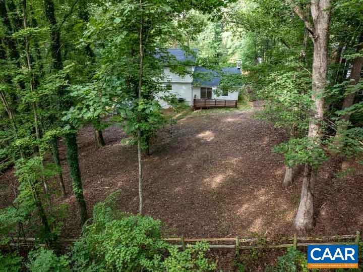 203 SUNSET DR