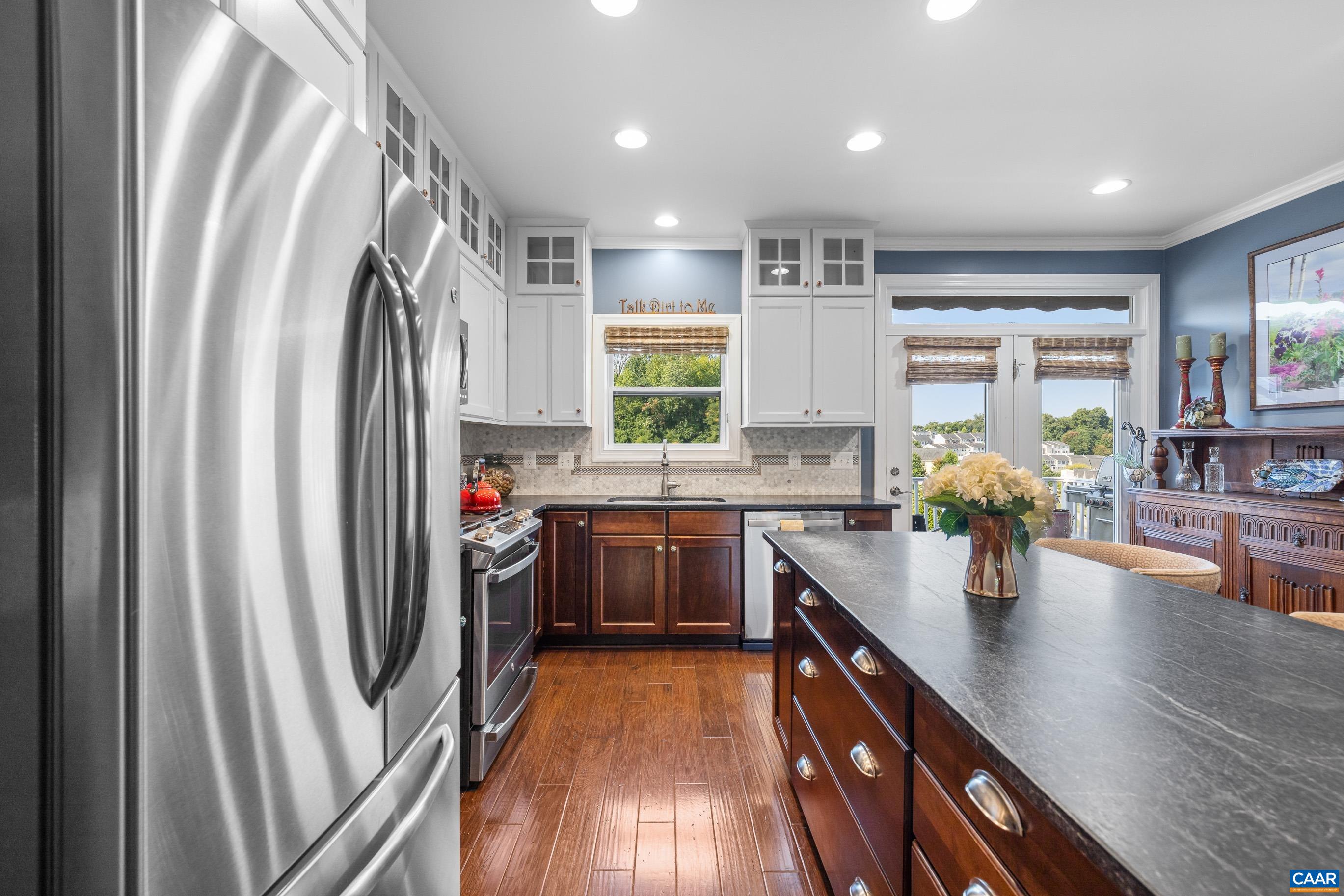 2447 WINTHROP DR
