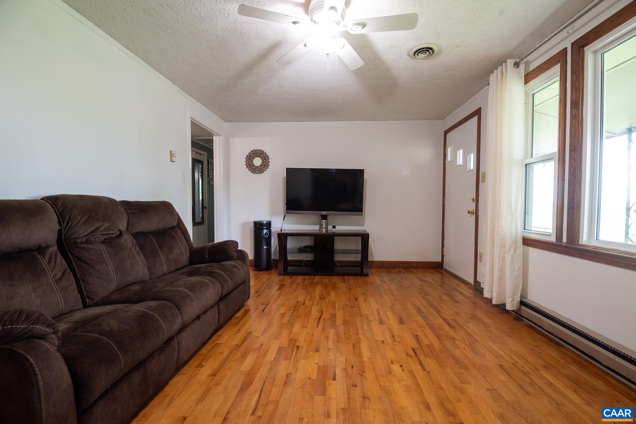 2625 MARTIN KINGS RD