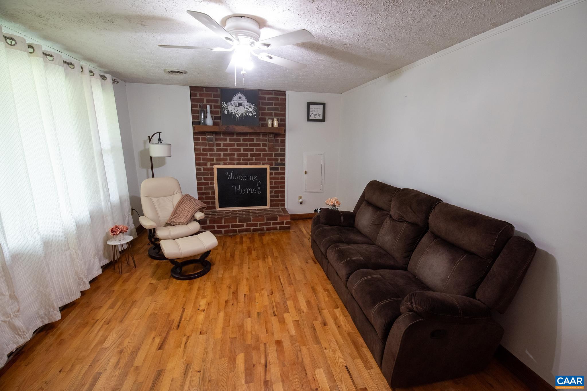 2625 MARTIN KINGS RD