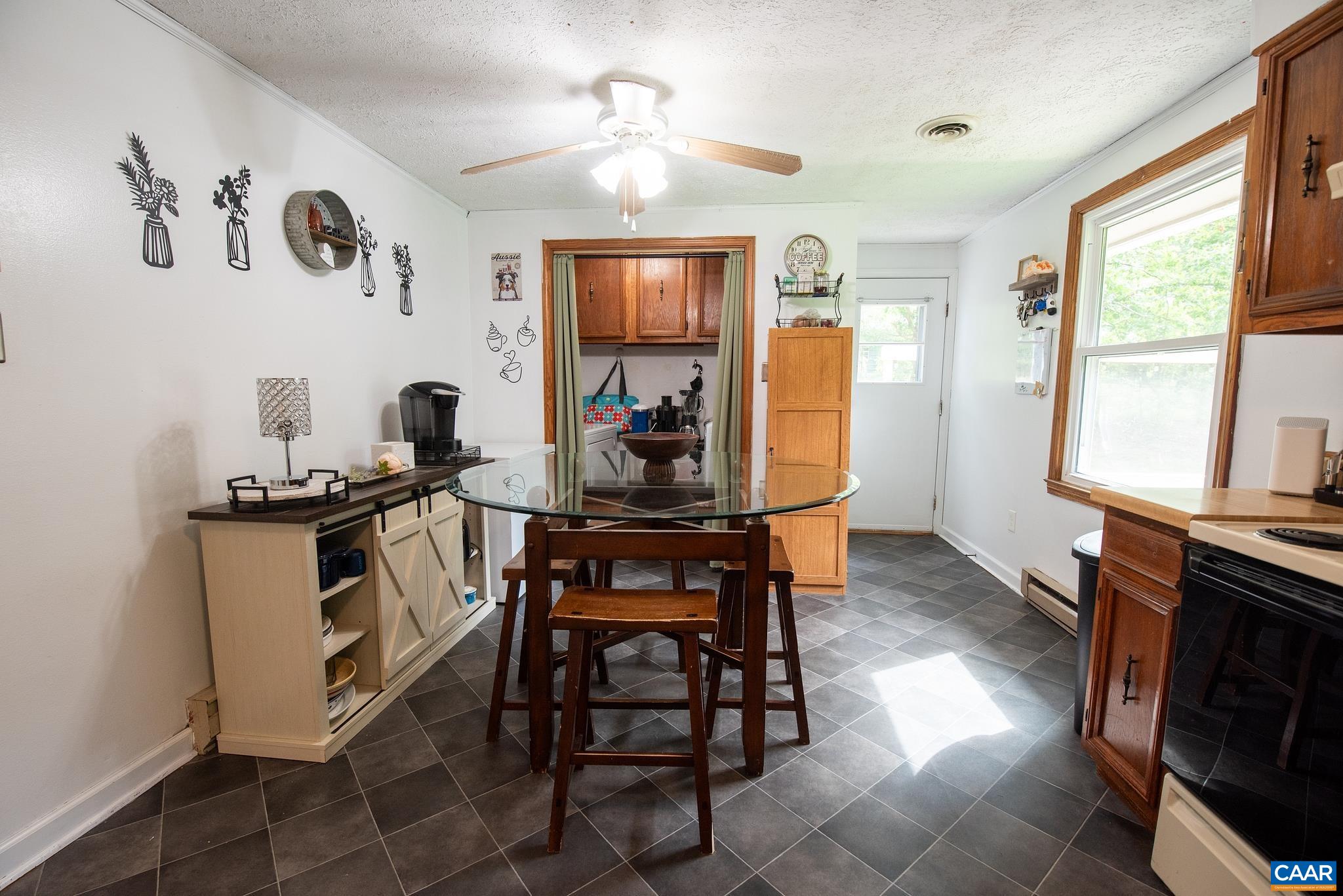 2625 MARTIN KINGS RD