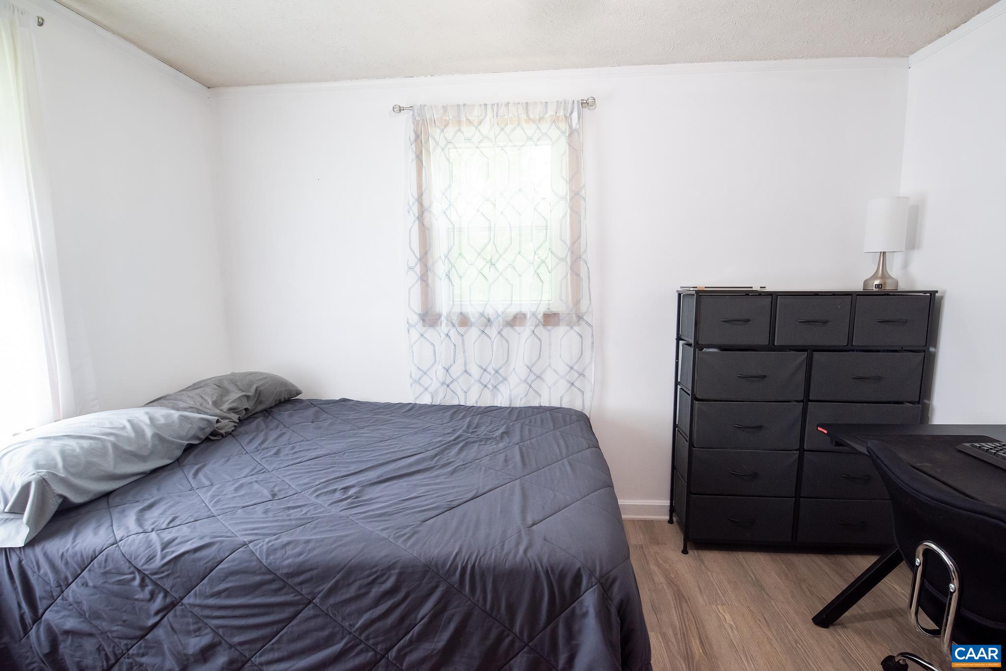 2625 MARTIN KINGS RD