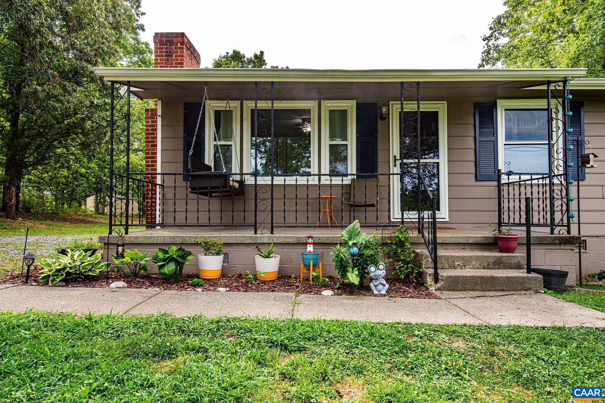 2625 MARTIN KINGS RD