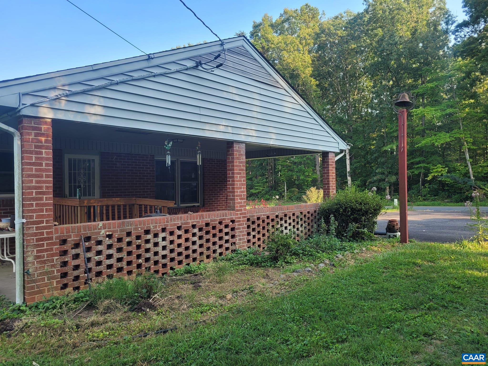 2417 OAK PARK RD