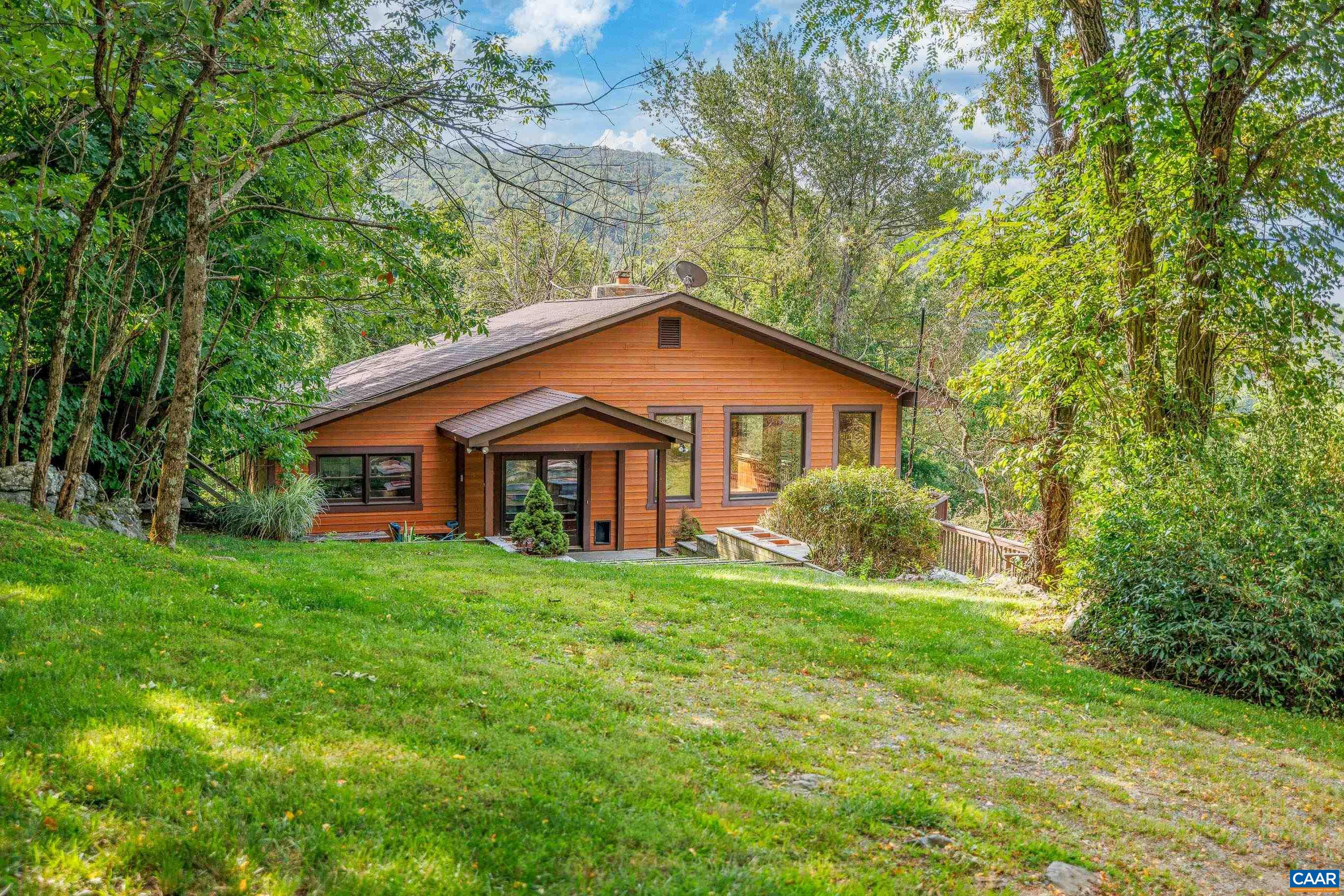 332 WOODCOCK WAY