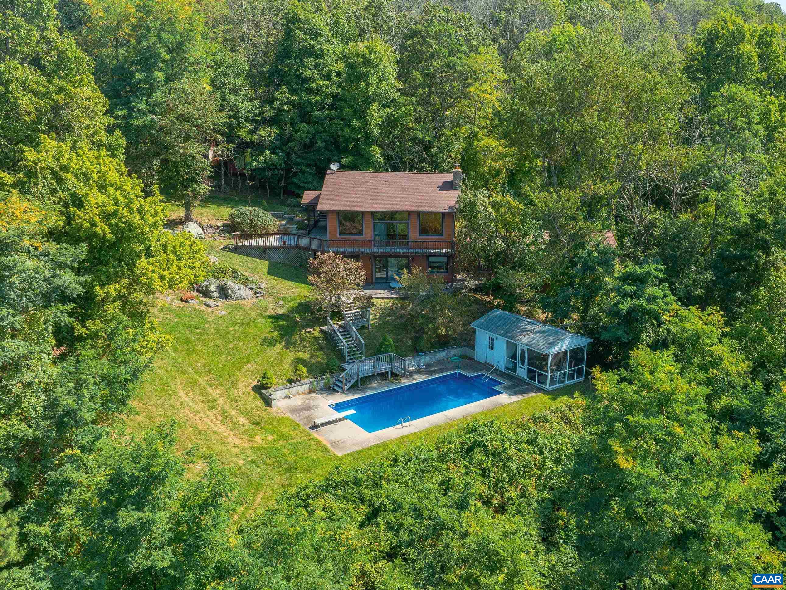 332 WOODCOCK WAY