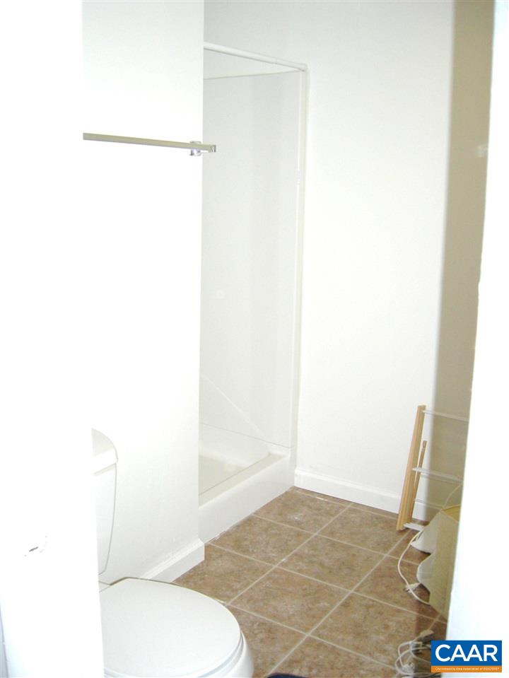 1215 WERTLAND ST Unit: c33