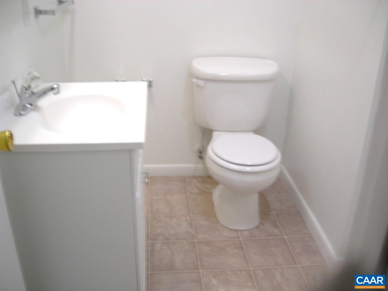1215 WERTLAND ST Unit: c33