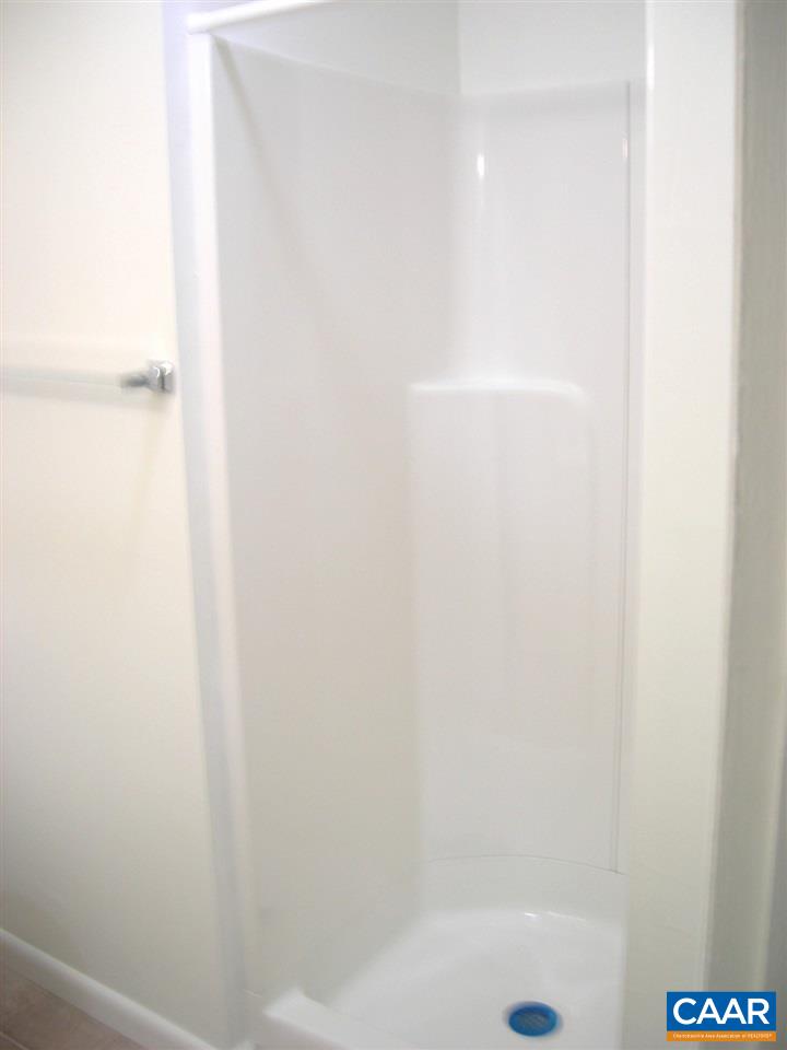 1215 WERTLAND ST Unit: c33