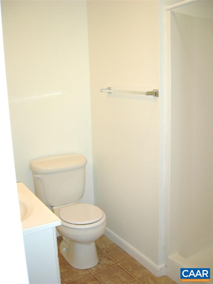 1215 WERTLAND ST Unit: c33