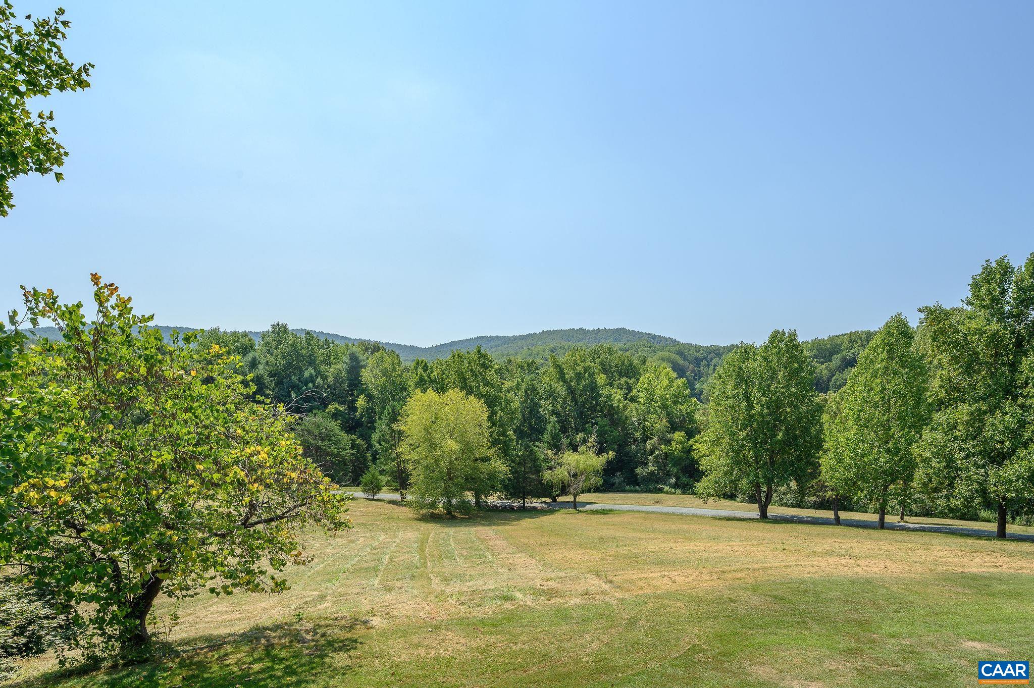 888 WOLF TRAP RD