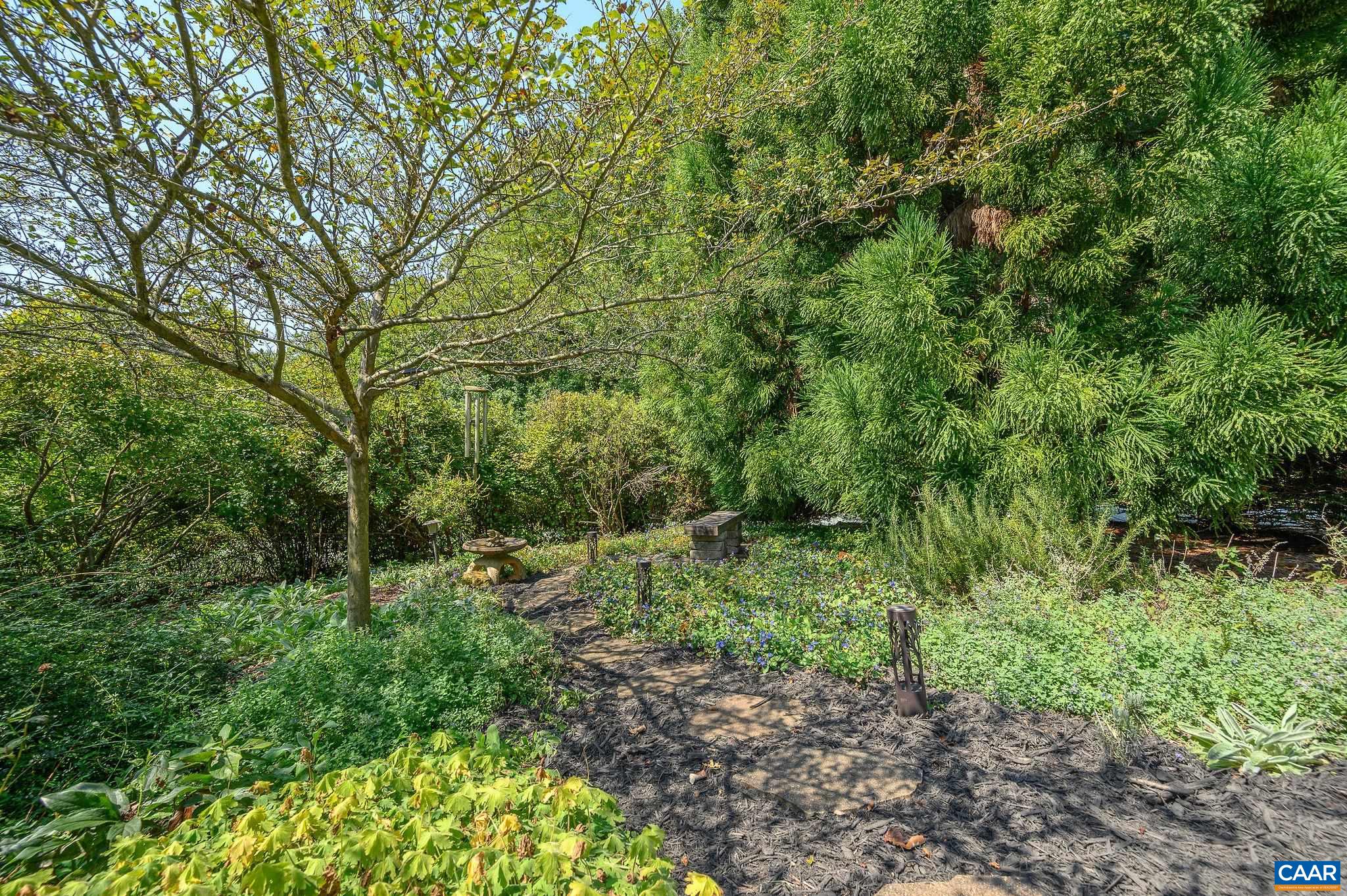 888 WOLF TRAP RD